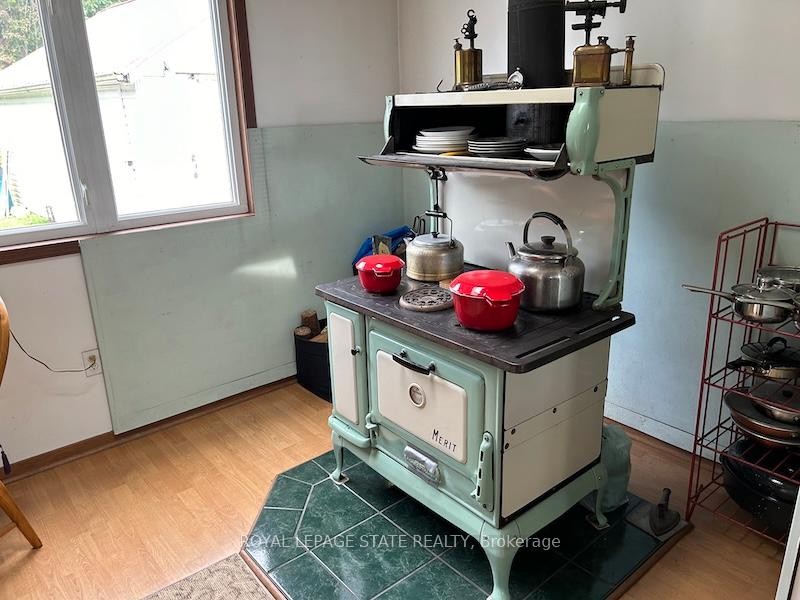 









2431


Lakeshore

Road,
Haldimand,




ON
N1A 2W8

