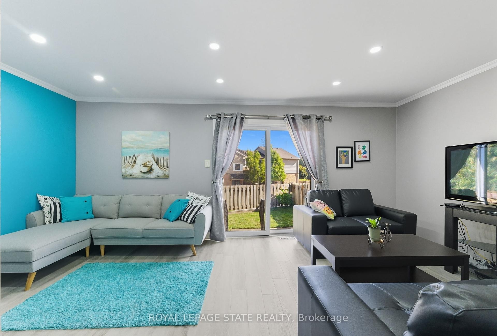 









1300


Upper Ottawa

Street, 6,
Hamilton,




ON
L8W 1M8

