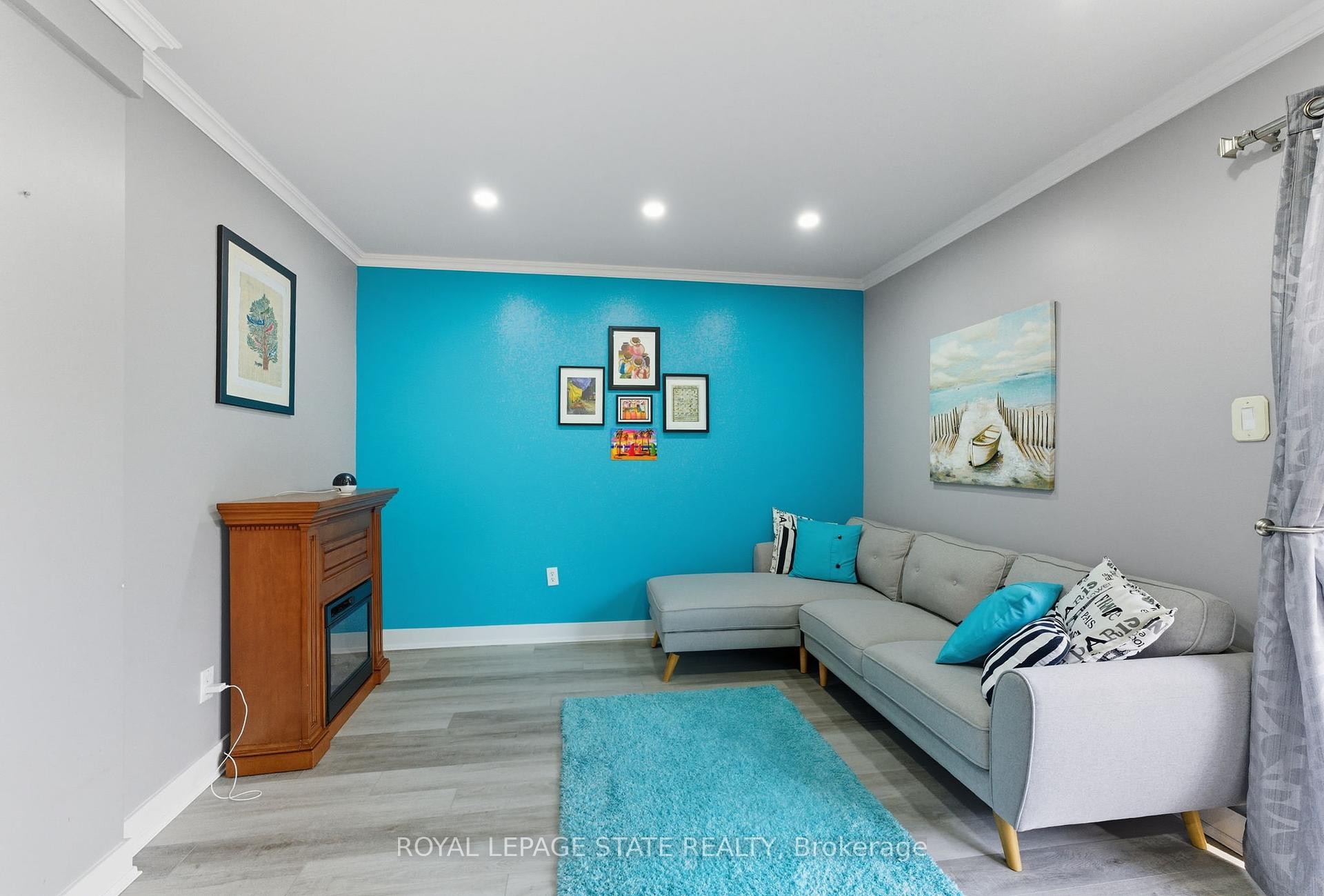 









1300


Upper Ottawa

Street, 6,
Hamilton,




ON
L8W 1M8

