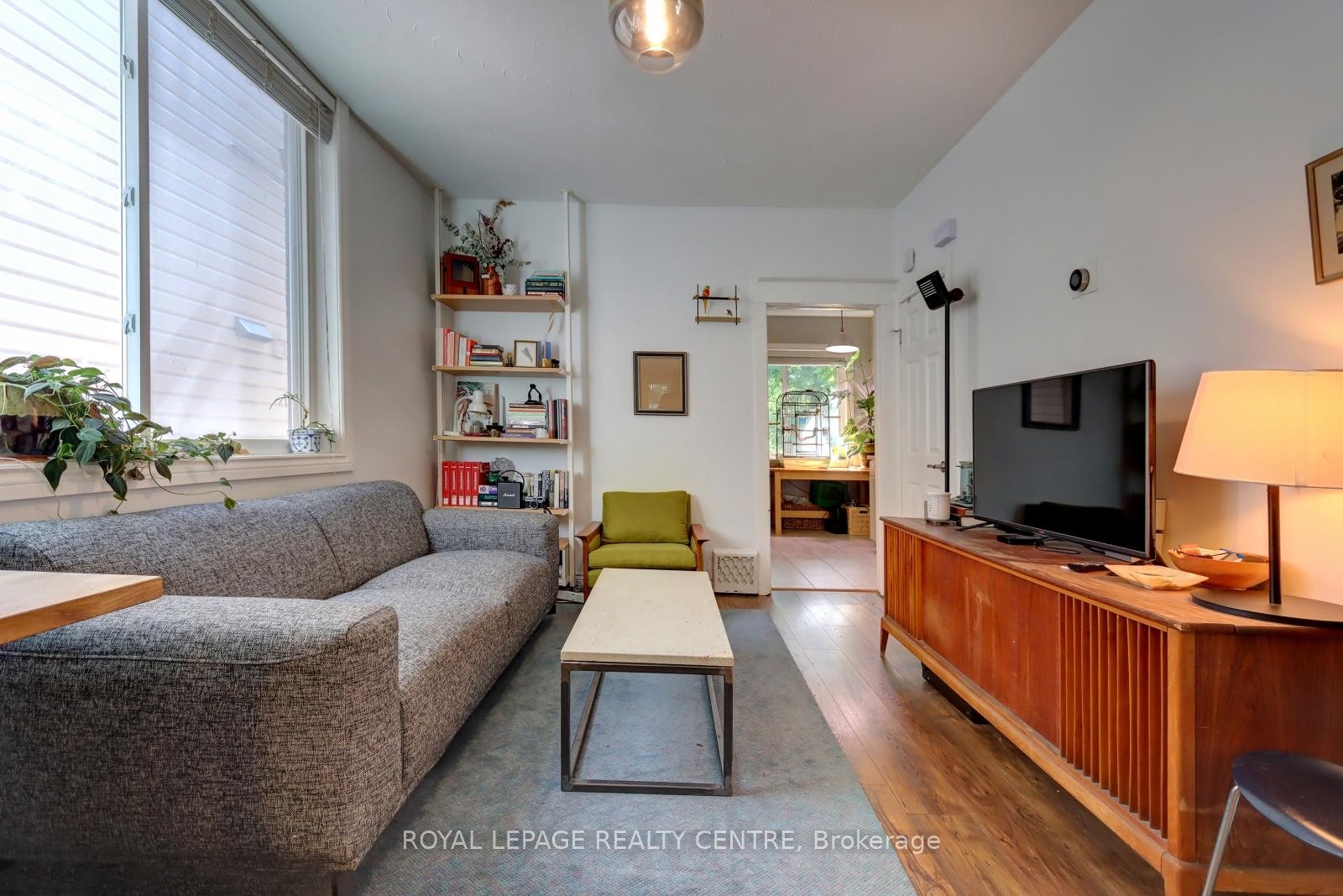 









23


Wyndham

Street,
Toronto,




ON
M6K 1R8

