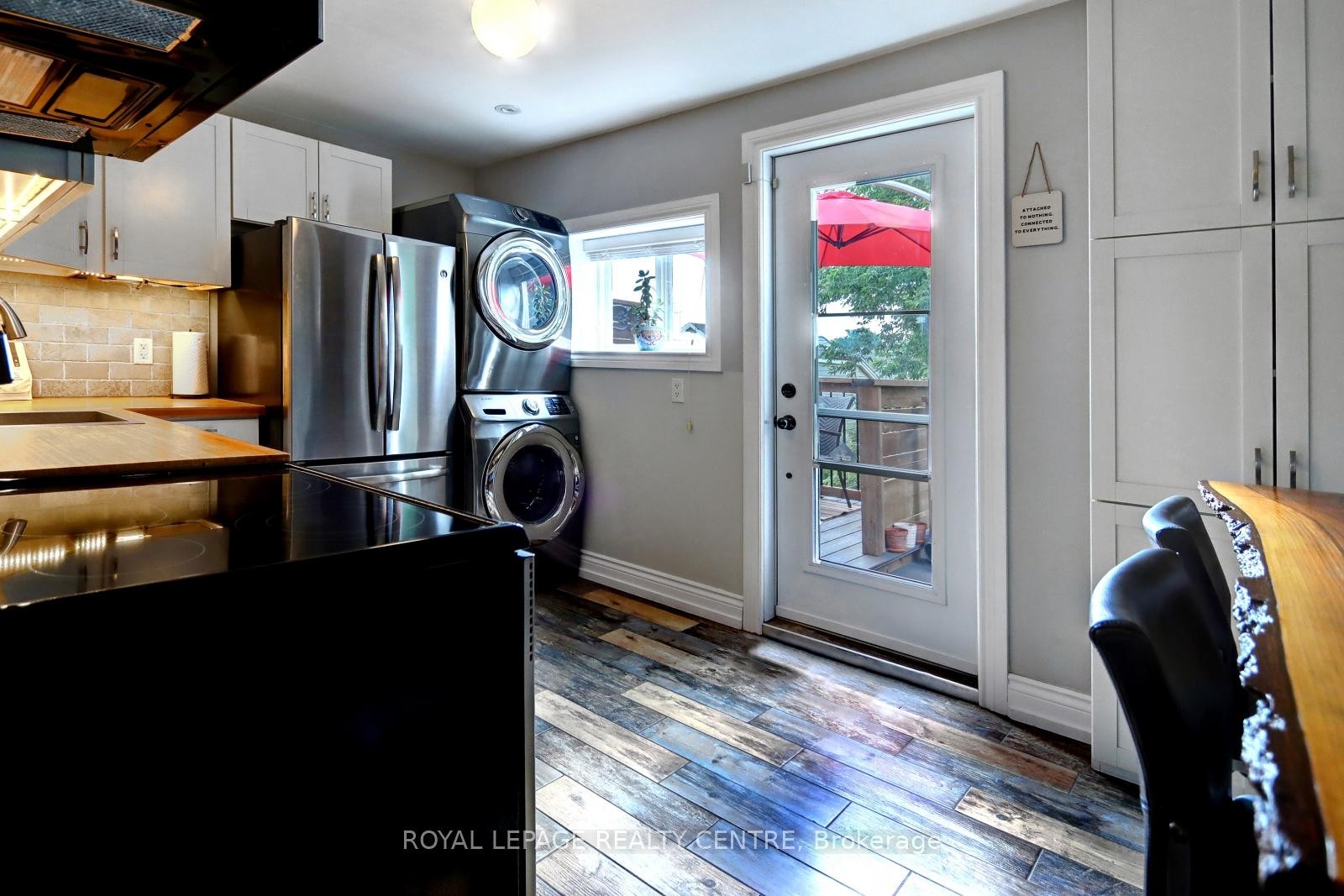 









23


Wyndham

Street,
Toronto,




ON
M6K 1R8

