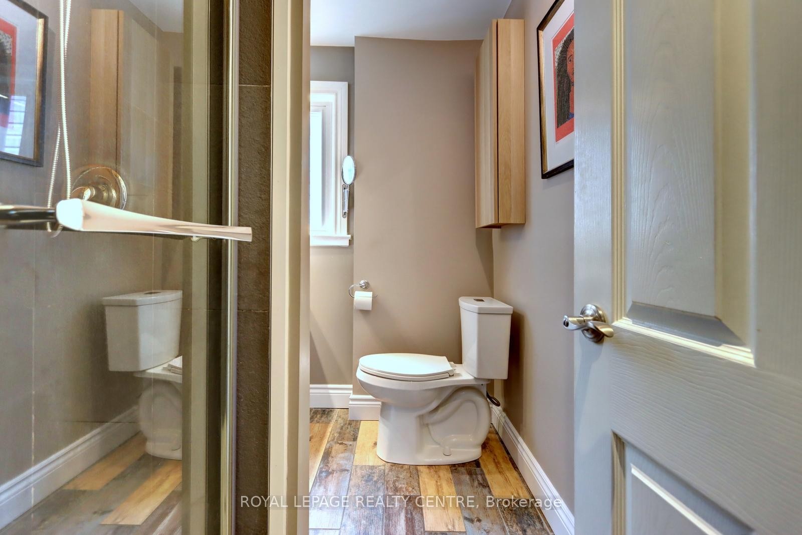 









23


Wyndham

Street,
Toronto,




ON
M6K 1R8

