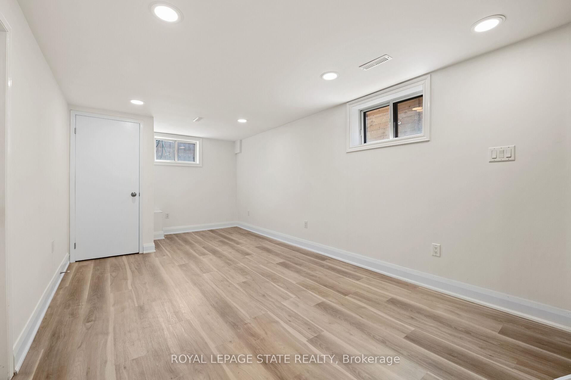 









131


Sanatorium

Road,
Hamilton,




ON
L9C 1Y9

