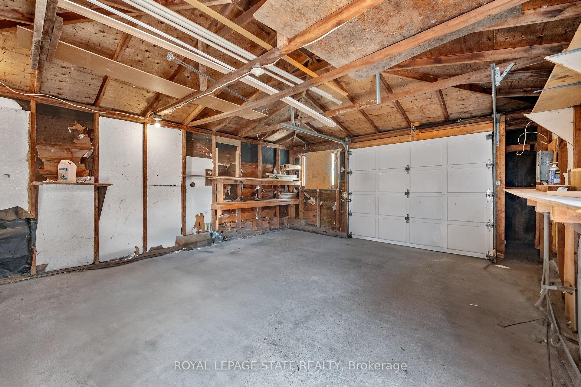 









131


Sanatorium

Road,
Hamilton,




ON
L9C 1Y9

