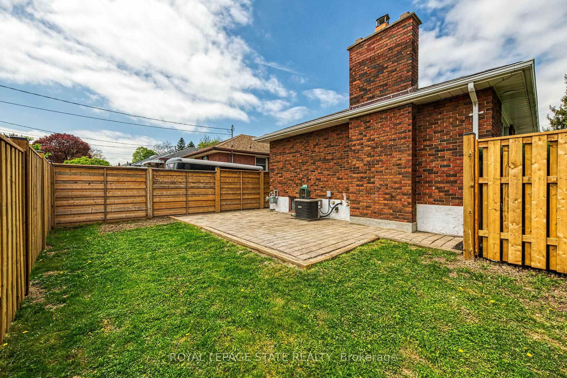 









131


Sanatorium

Road,
Hamilton,




ON
L9C 1Y9

