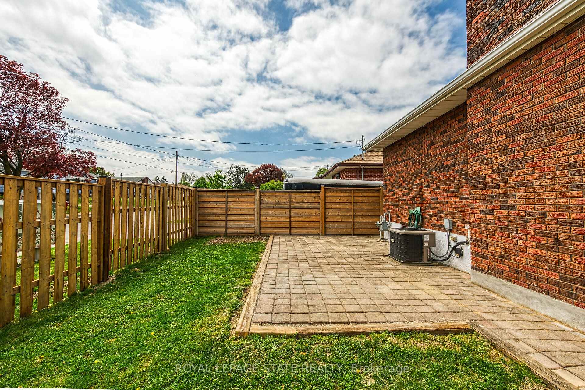 









131


Sanatorium

Road,
Hamilton,




ON
L9C 1Y9

