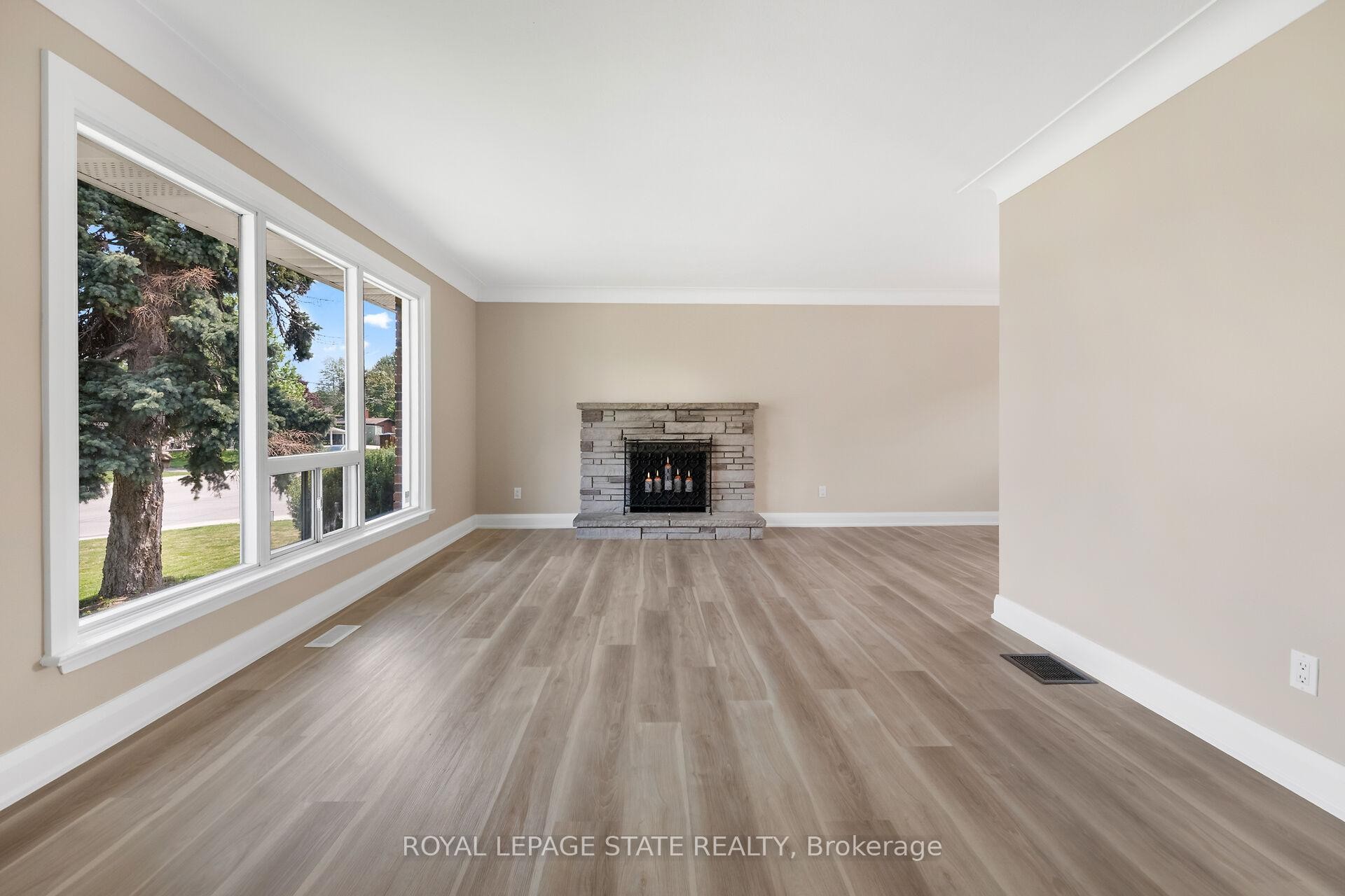 









131


Sanatorium

Road,
Hamilton,




ON
L9C 1Y9

