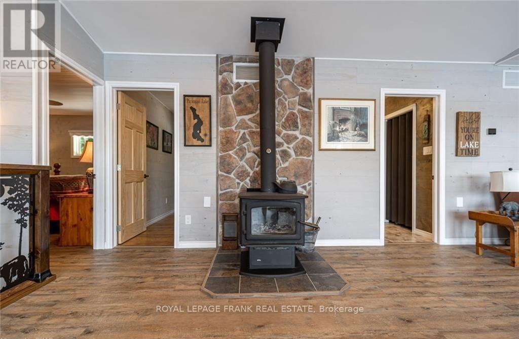 












1758 PAPINEAU LAKE ROAD

,
Hastings Highlands (Wicklow Ward),




Ontario
K0L2R0

