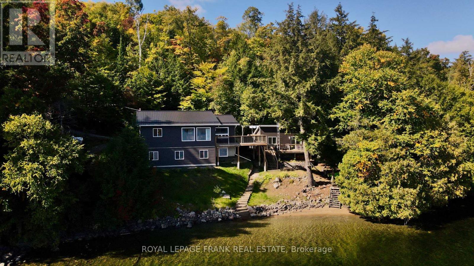 












1758 PAPINEAU LAKE ROAD

,
Hastings Highlands (Wicklow Ward),




Ontario
K0L2R0

