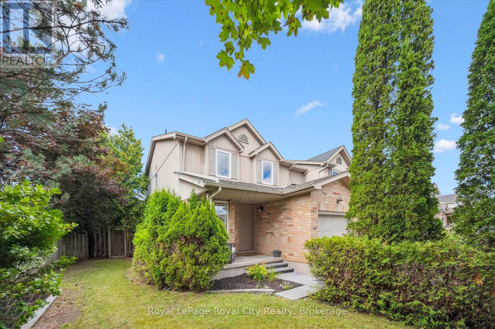 












487 FLANNERY DRIVE

,
Centre Wellington (Fergus),




Ontario
N1M3P2

