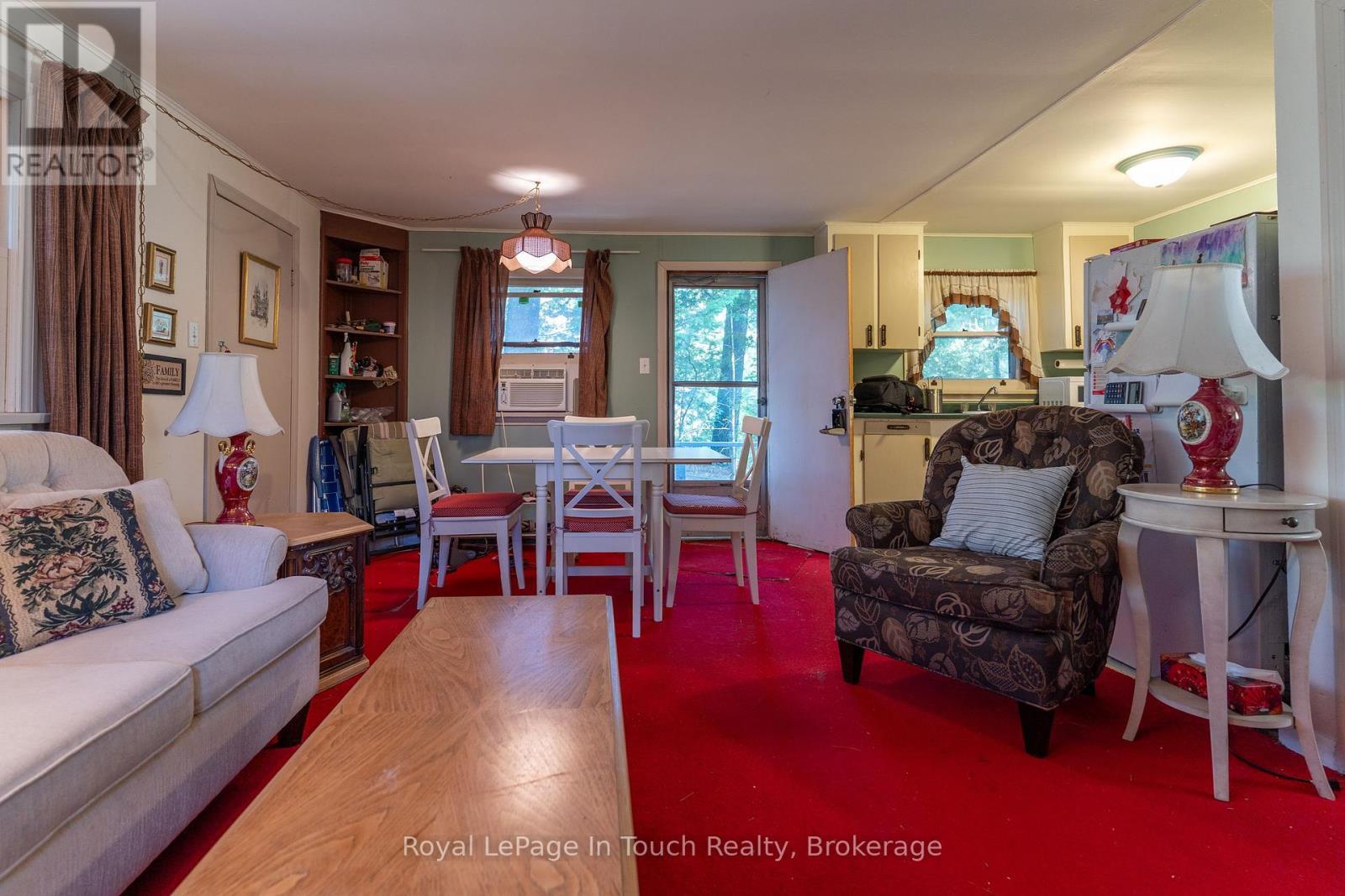 












944 RIVER ROAD E

,
Wasaga Beach,




Ontario
L9Z2P3

