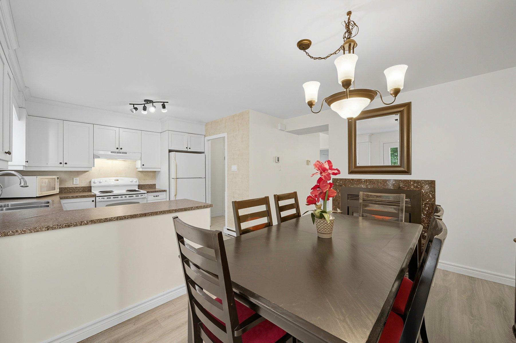 









111


Rue Rabellino

,
Mont-Tremblant,




QC
J8E1H9

