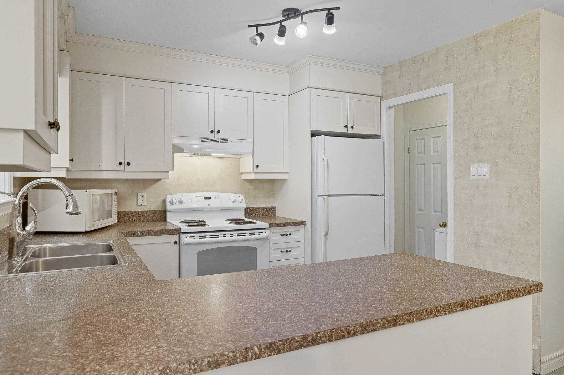 









111


Rue Rabellino

,
Mont-Tremblant,




QC
J8E1H9

