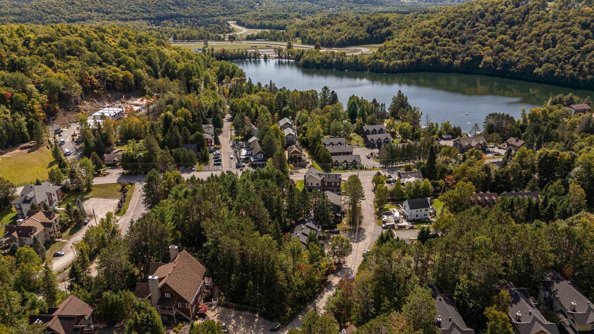 









111


Rue Rabellino

,
Mont-Tremblant,




QC
J8E1H9

