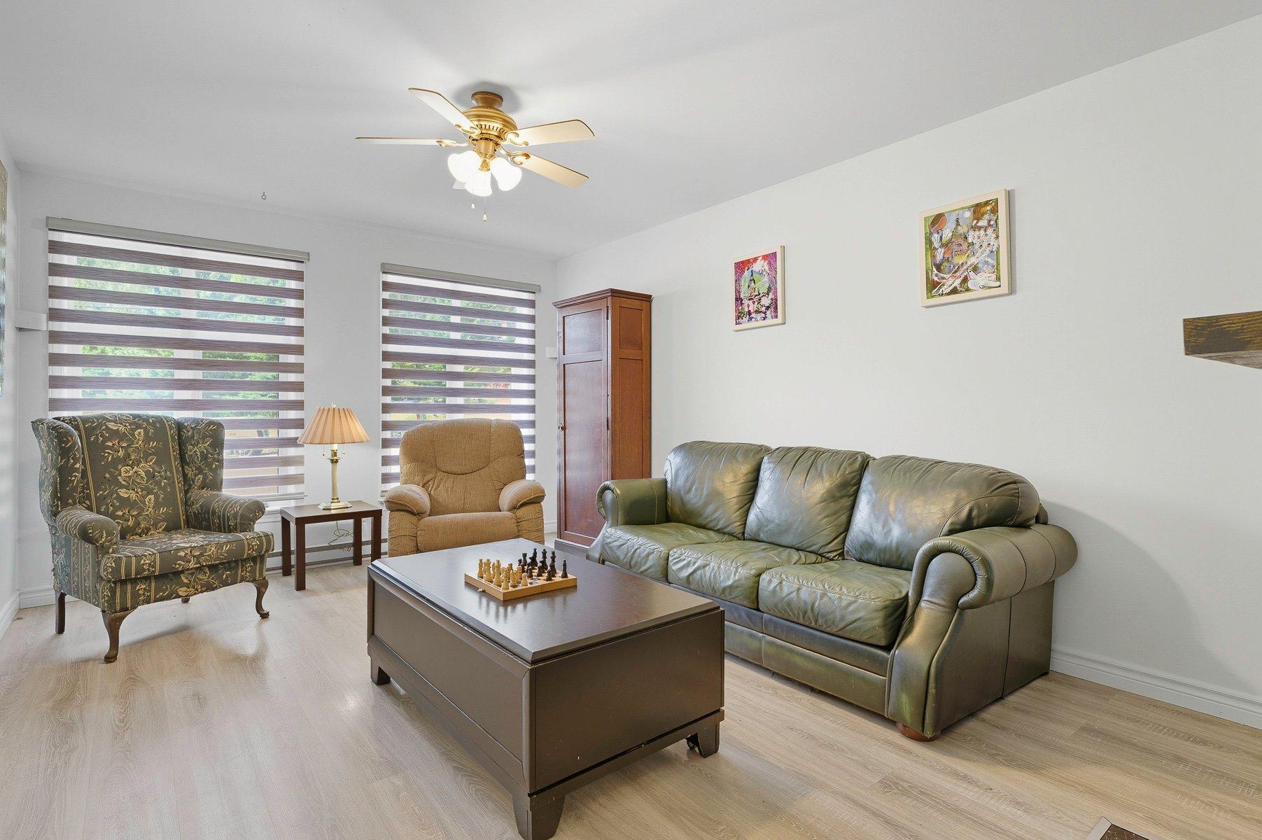 









111


Rue Rabellino

,
Mont-Tremblant,




QC
J8E1H9

