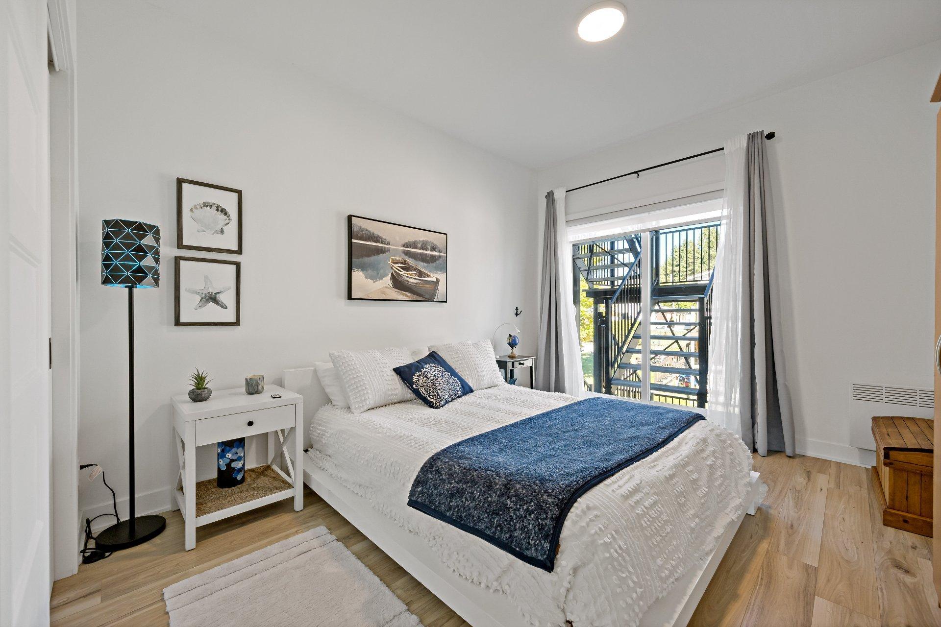 









281


Rue Principale

, 202,
Saint-Donat,




QC
J0T2C0

