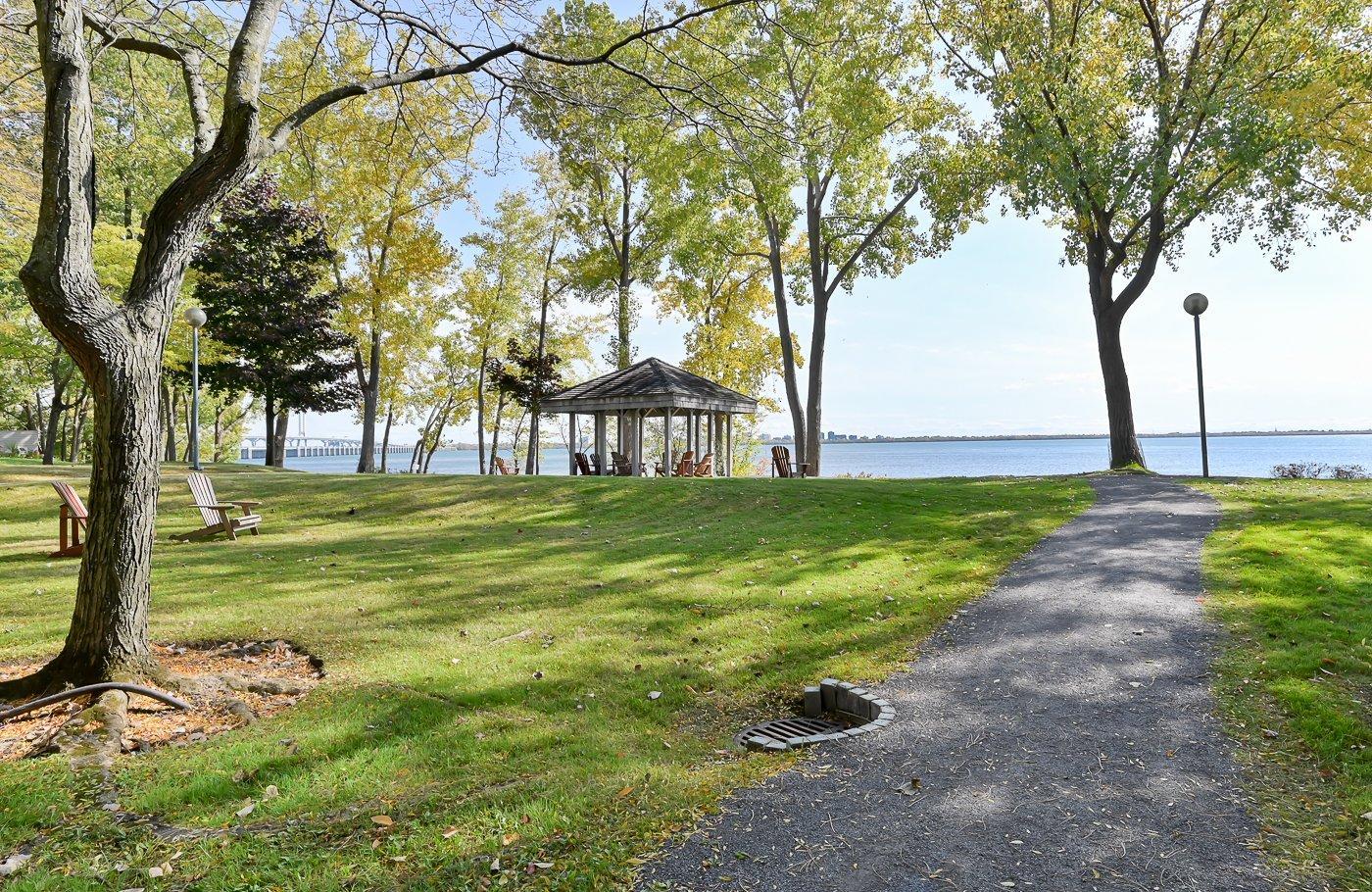 









50


Rue Berlioz

, 1101,
Montréal (Verdun/Île-des-Soeurs),




QC
H3E1M2

