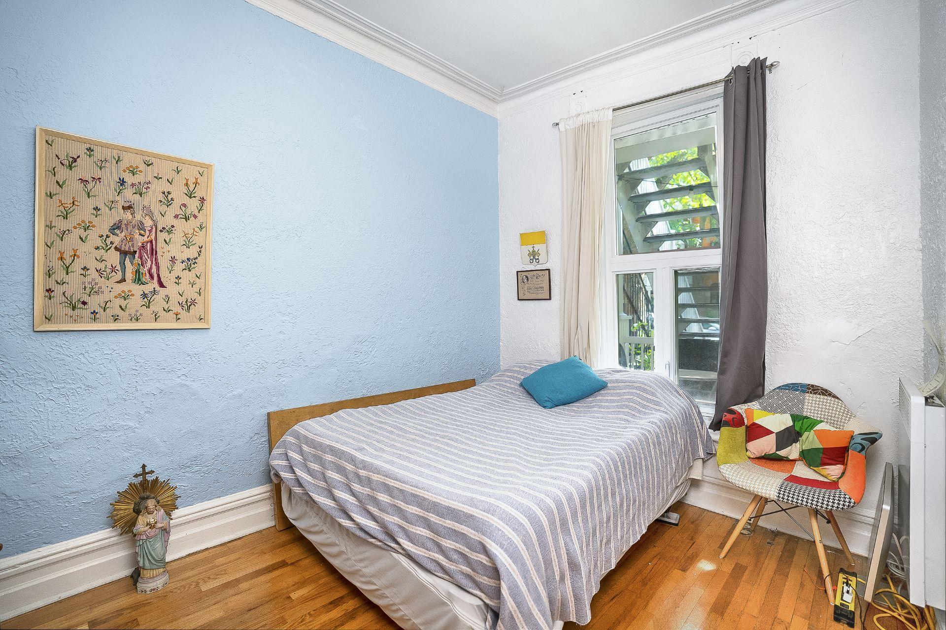 









4539

 - 4543


Av. De Lorimier

,
Montréal (Le Plateau-Mont-Royal),




QC
H2H2B4


