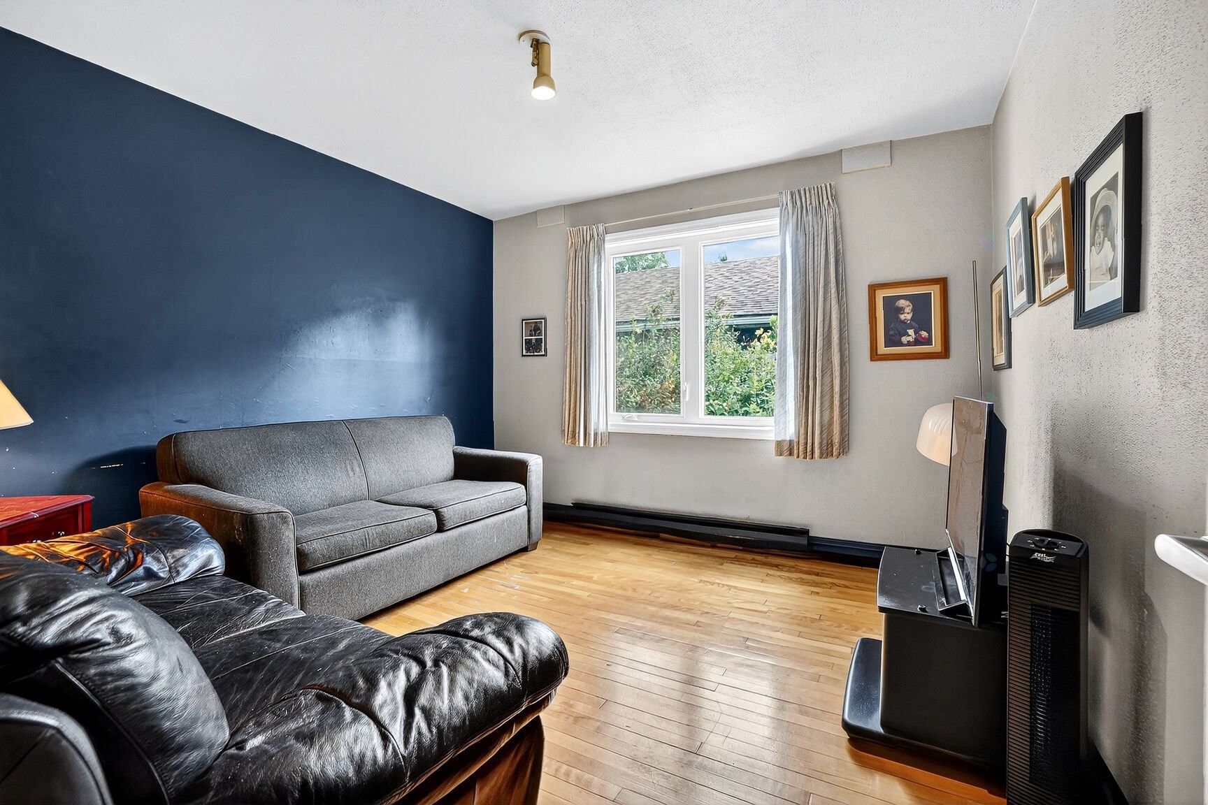 









105


Av. de Picardie

,
Saint-Lambert,




QC
J4S1H9

