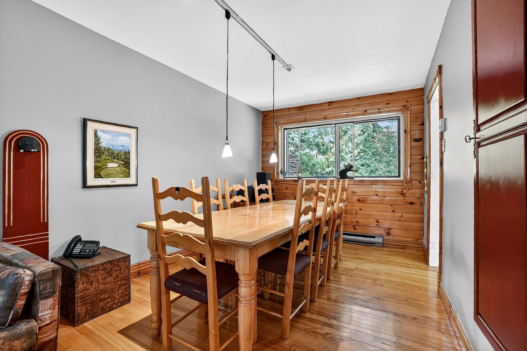 









105


Av. de Picardie

,
Saint-Lambert,




QC
J4S1H9

