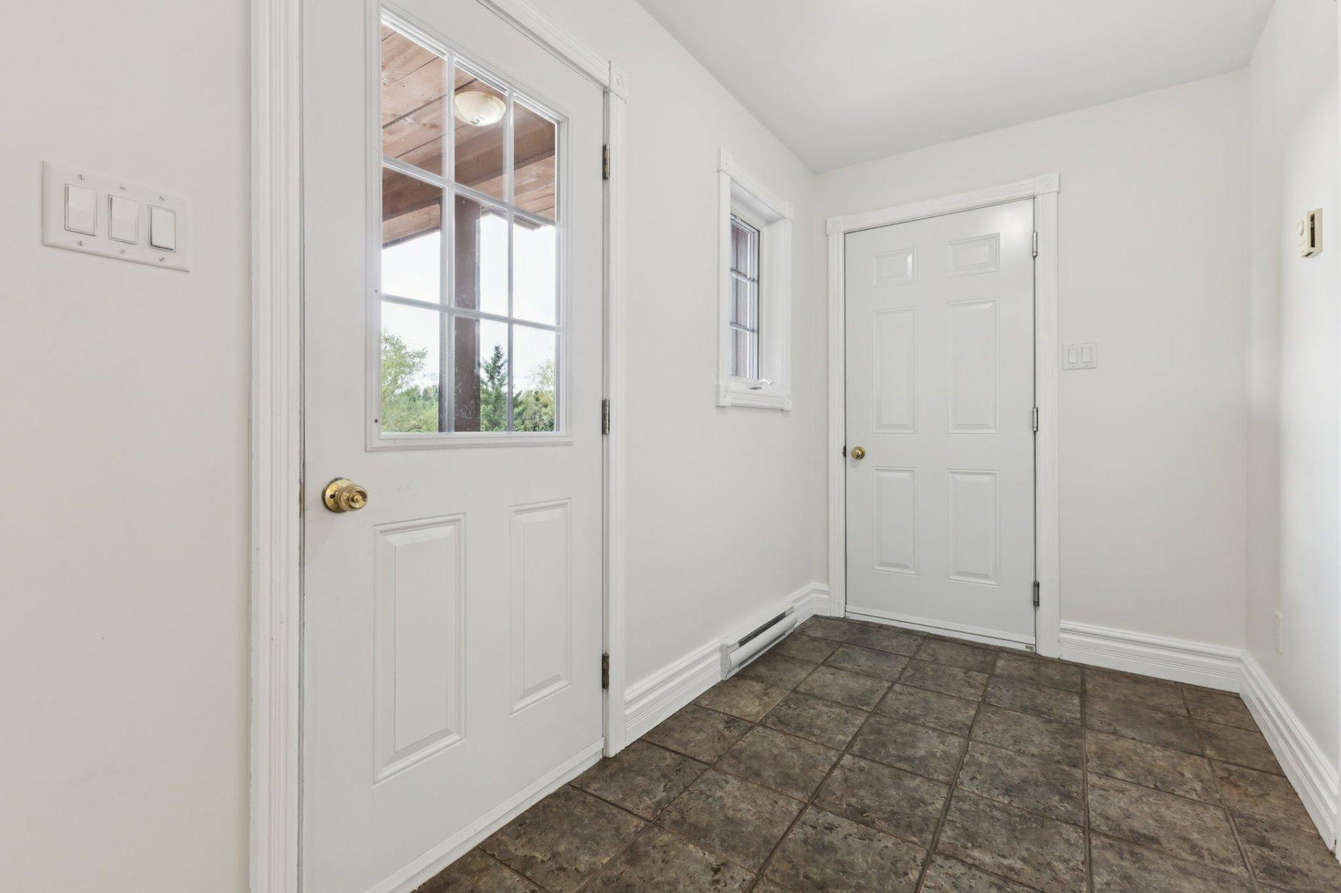 









30


Ch. des Cavernes

,
Cantley,




QC
J8V3H6

