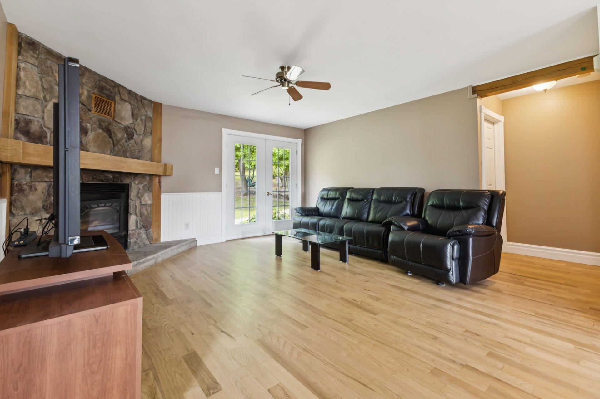 









30


Ch. des Cavernes

,
Cantley,




QC
J8V3H6

