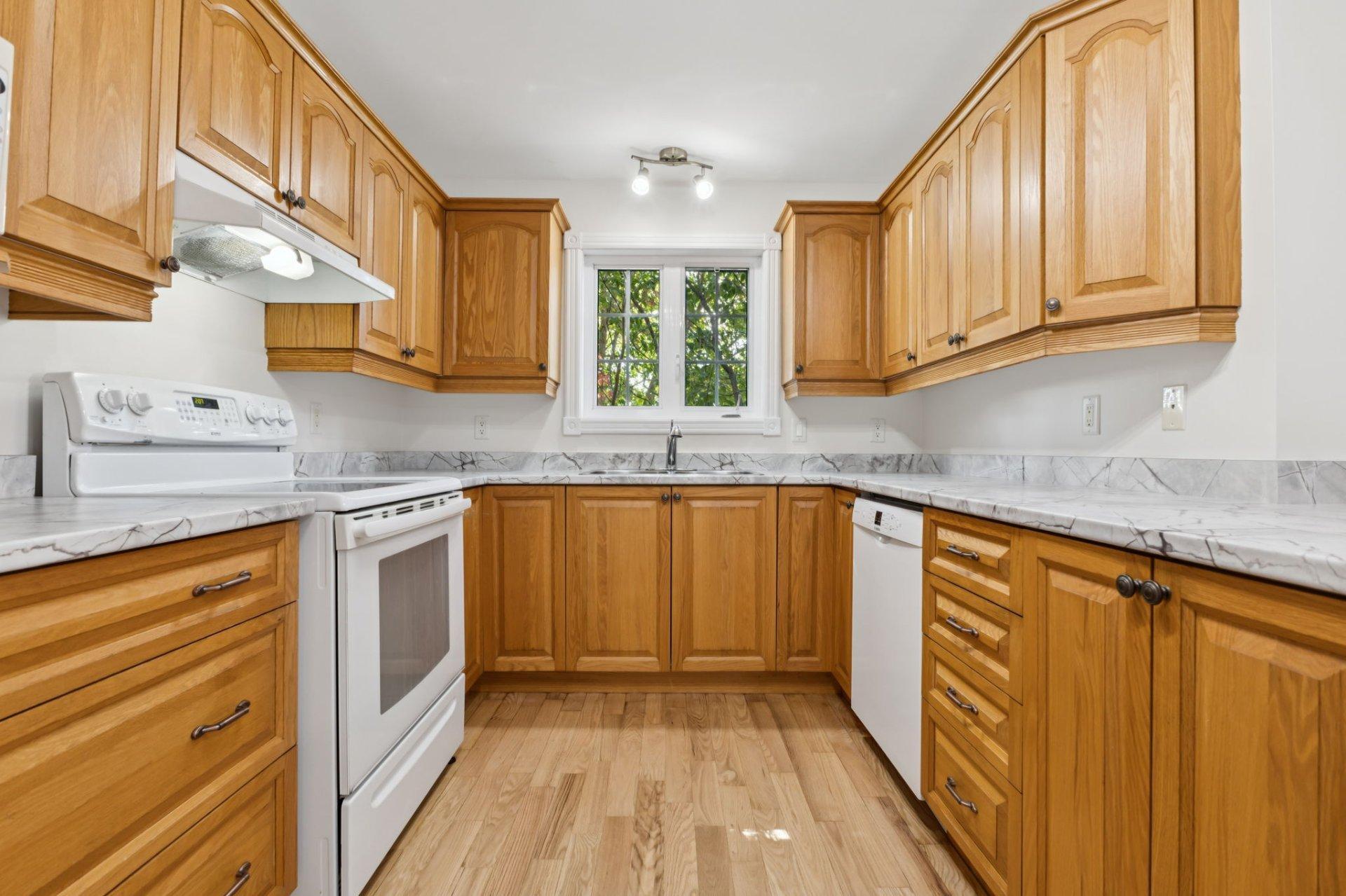 









30


Ch. des Cavernes

,
Cantley,




QC
J8V3H6

