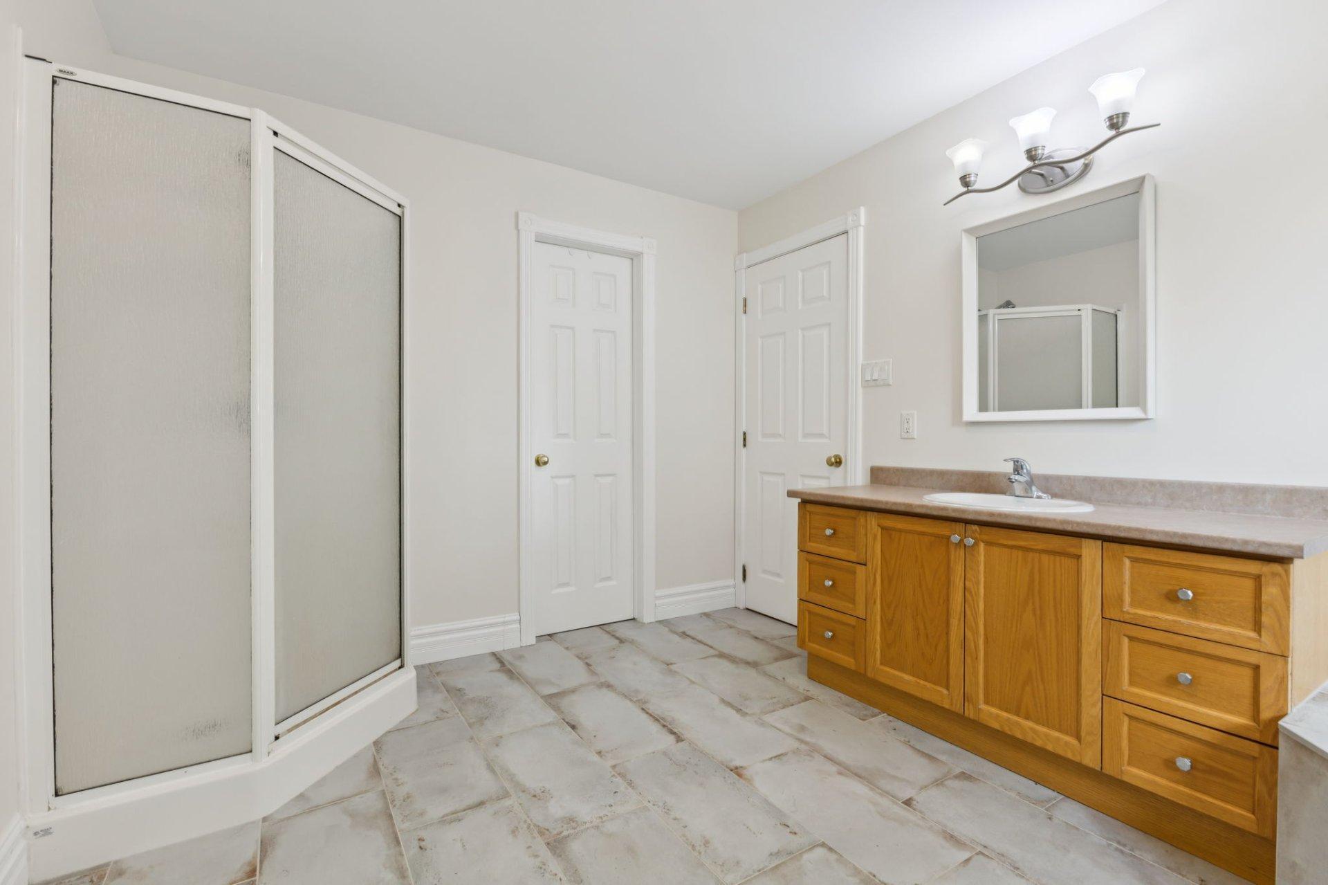 









30


Ch. des Cavernes

,
Cantley,




QC
J8V3H6

