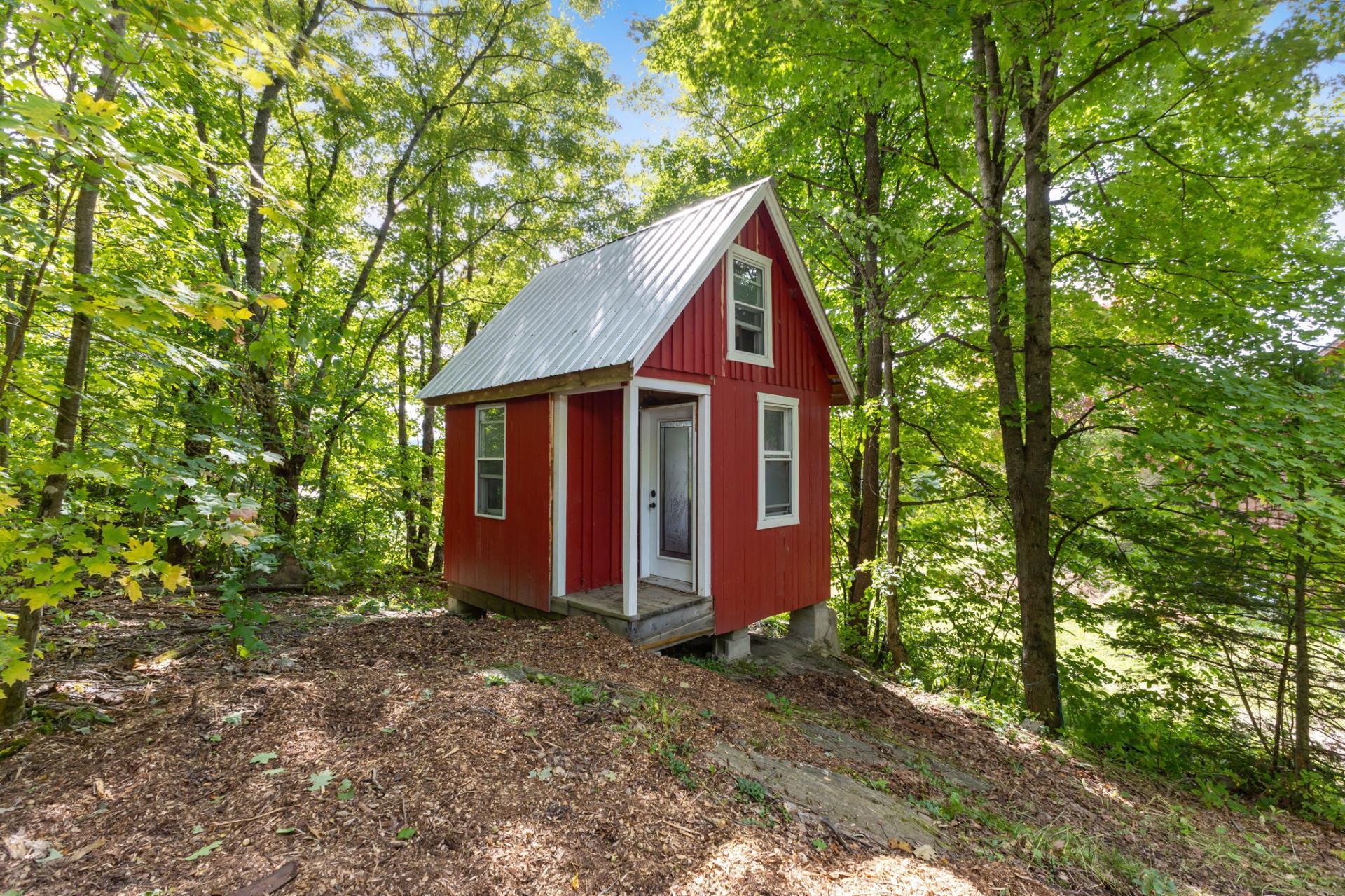 









30


Ch. des Cavernes

,
Cantley,




QC
J8V3H6

