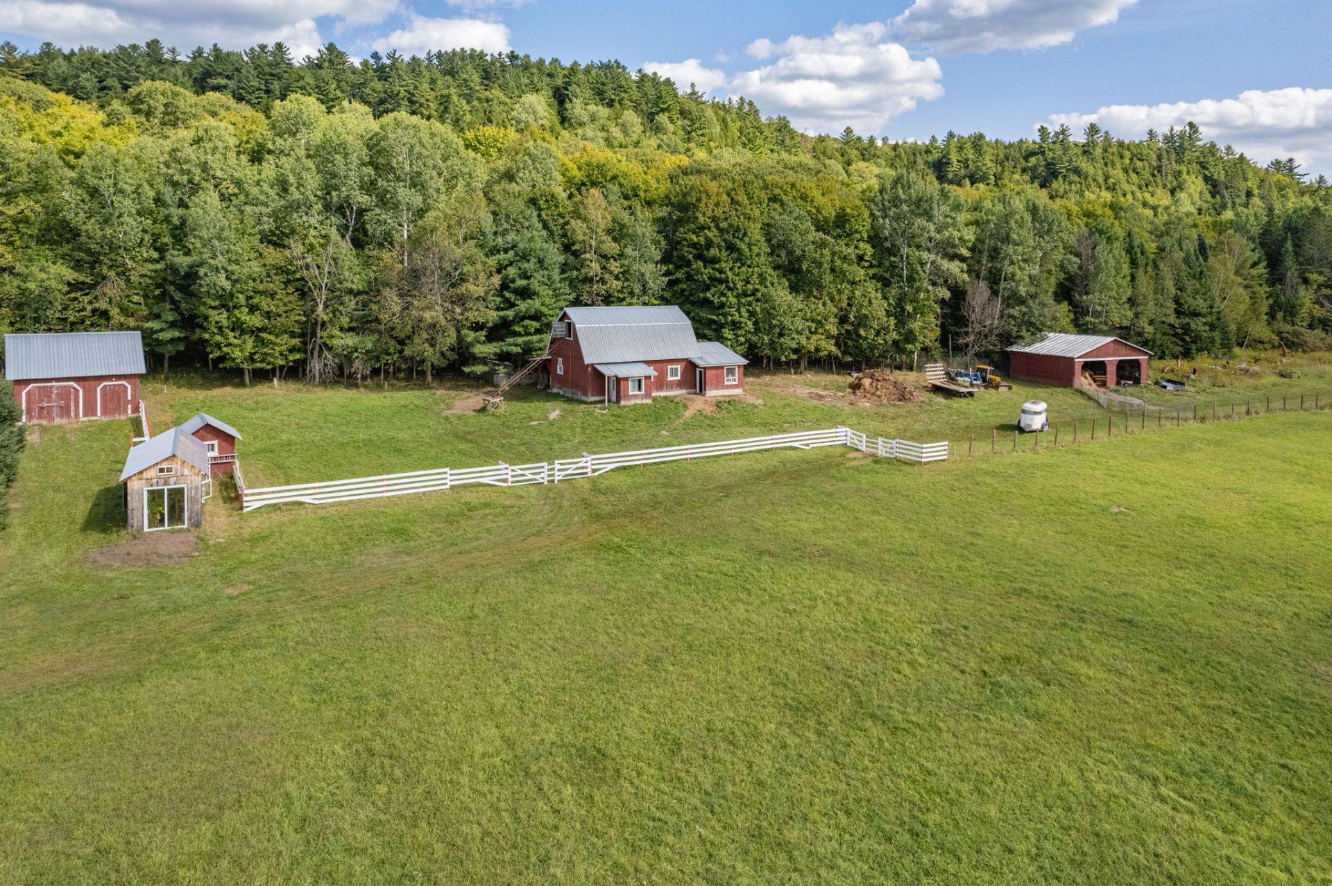 









30


Ch. des Cavernes

,
Cantley,




QC
J8V3H6

