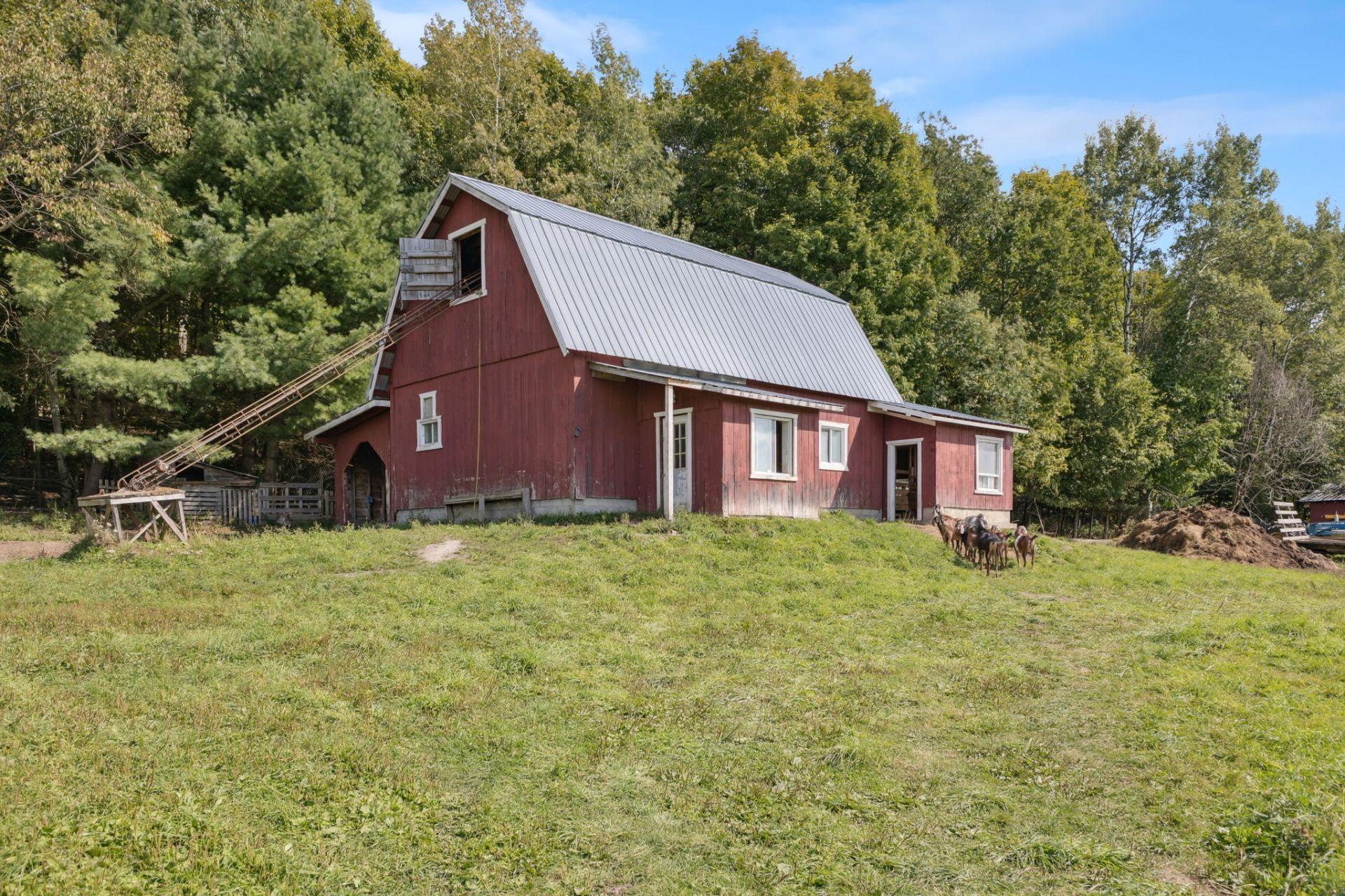 









30


Ch. des Cavernes

,
Cantley,




QC
J8V3H6

