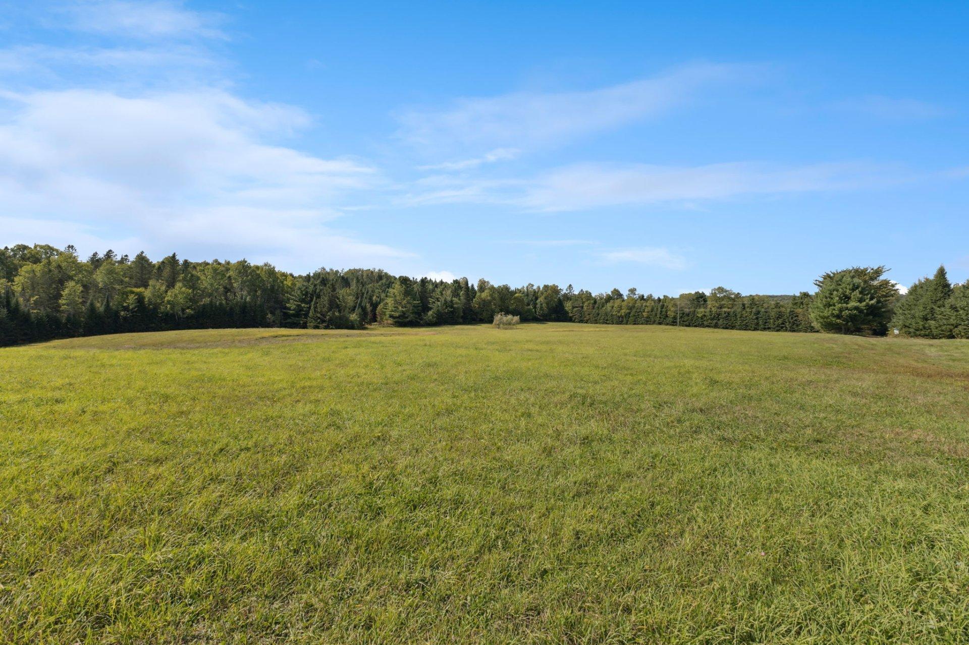 









30


Ch. des Cavernes

,
Cantley,




QC
J8V3H6

