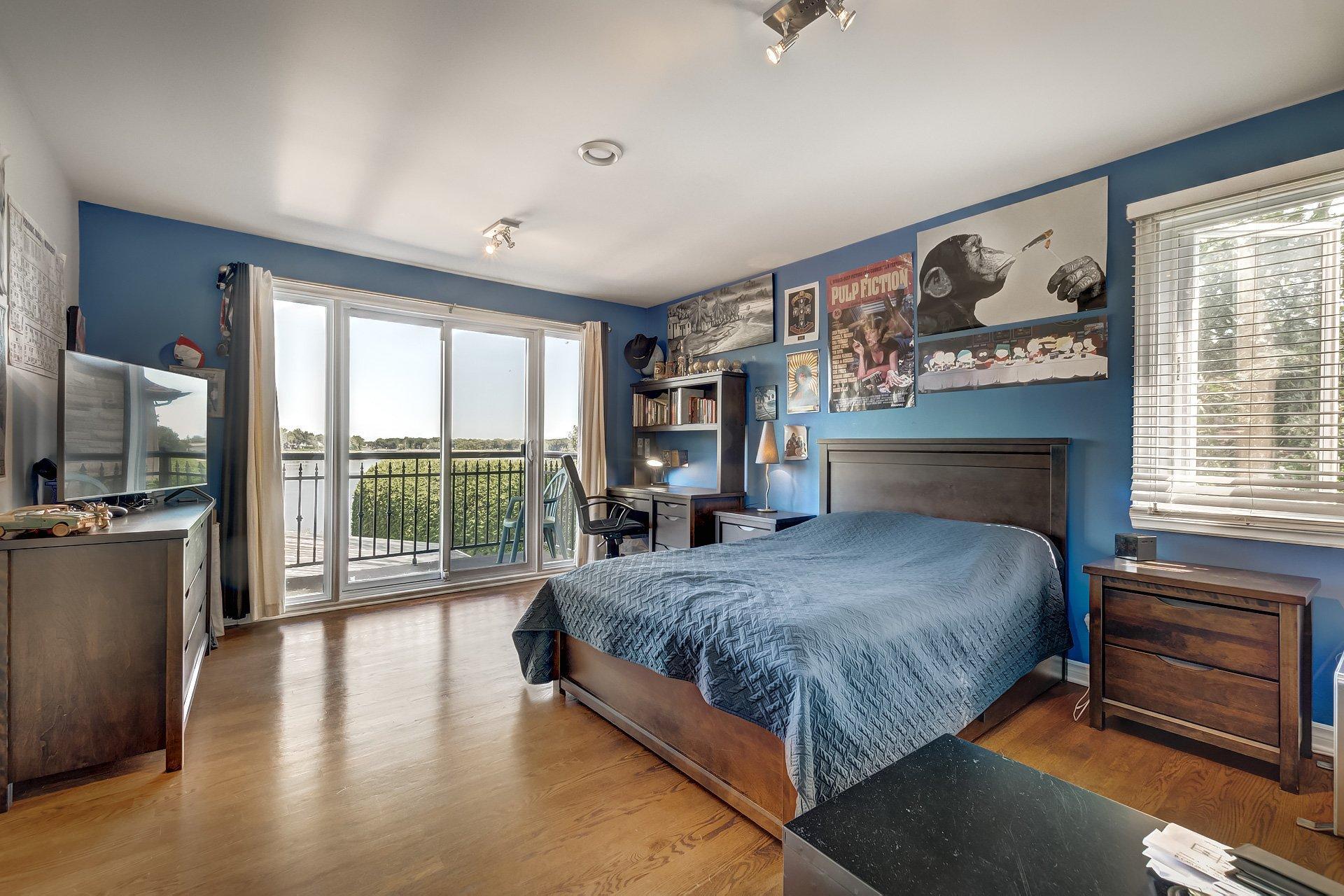









15215


Place Bellerive

,
Montréal (L'Île-Bizard/Sainte-Geneviève),




QC
H9H1A1

