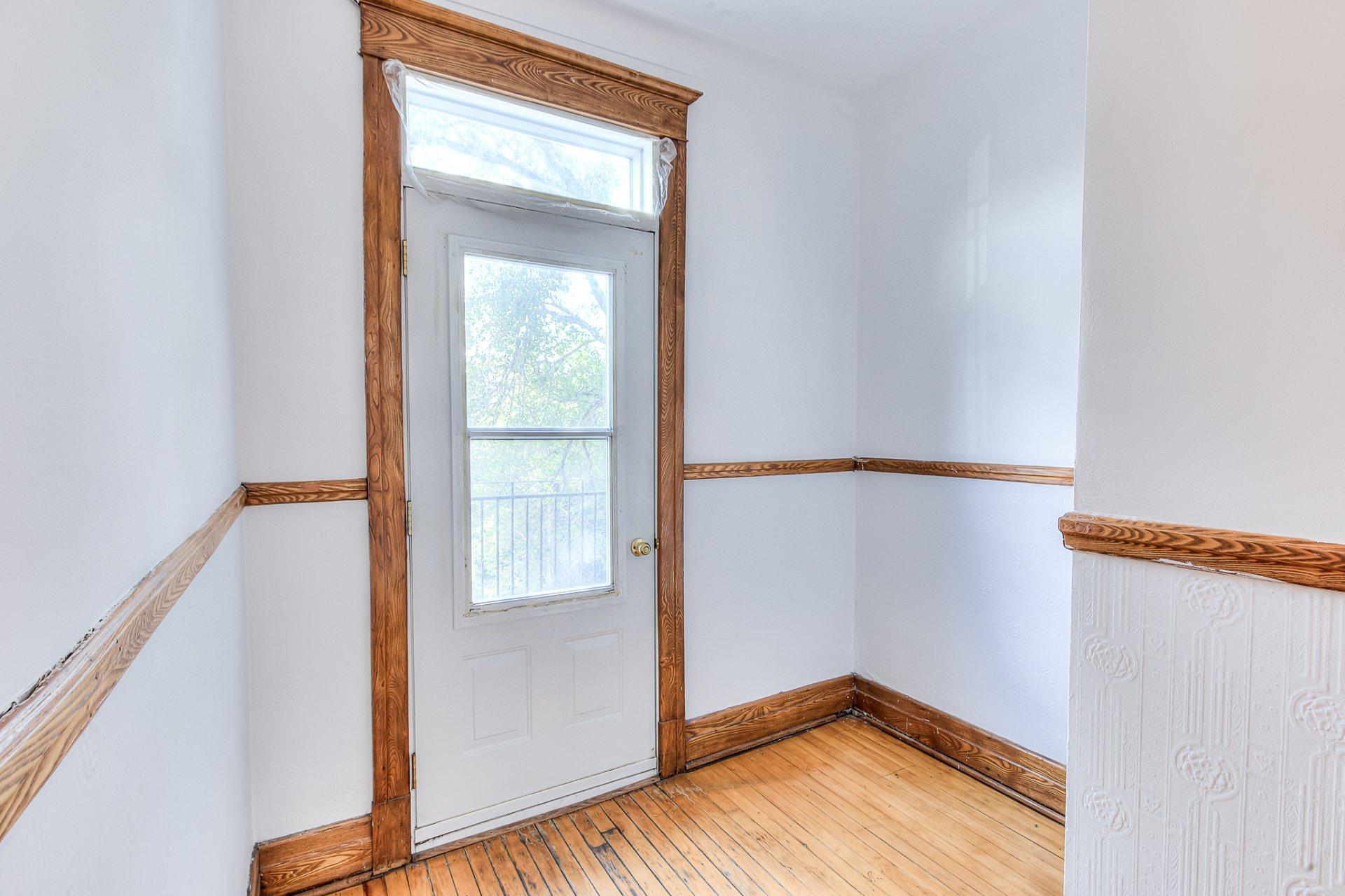 









8649

 - 8653


Rue St-Denis

,
Montréal (Villeray/Saint-Michel/Parc-Extension),




QC
H2P2H4

