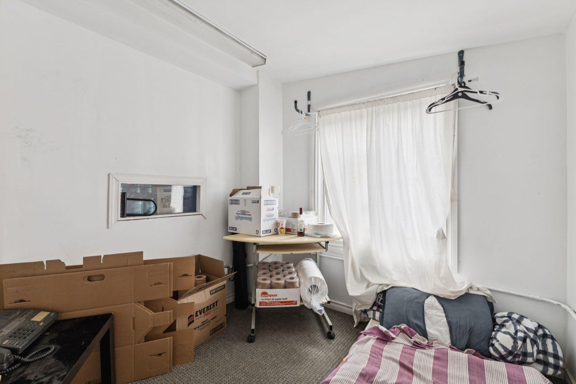 









283


Rue Victoria

,
Thurso,




QC
J0X3B0

