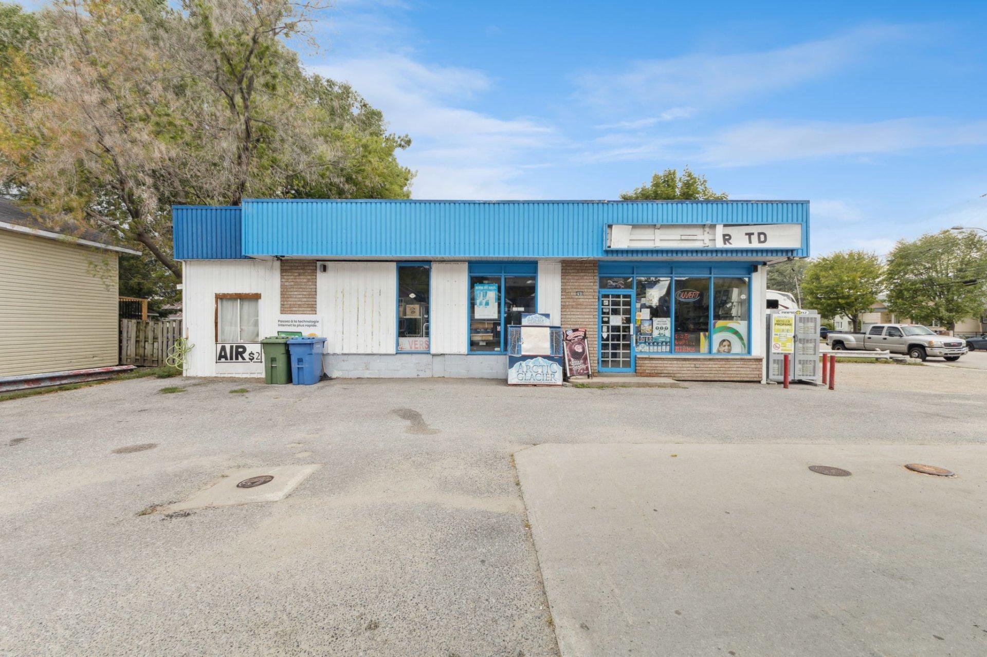 









283


Rue Victoria

,
Thurso,




QC
J0X3B0

