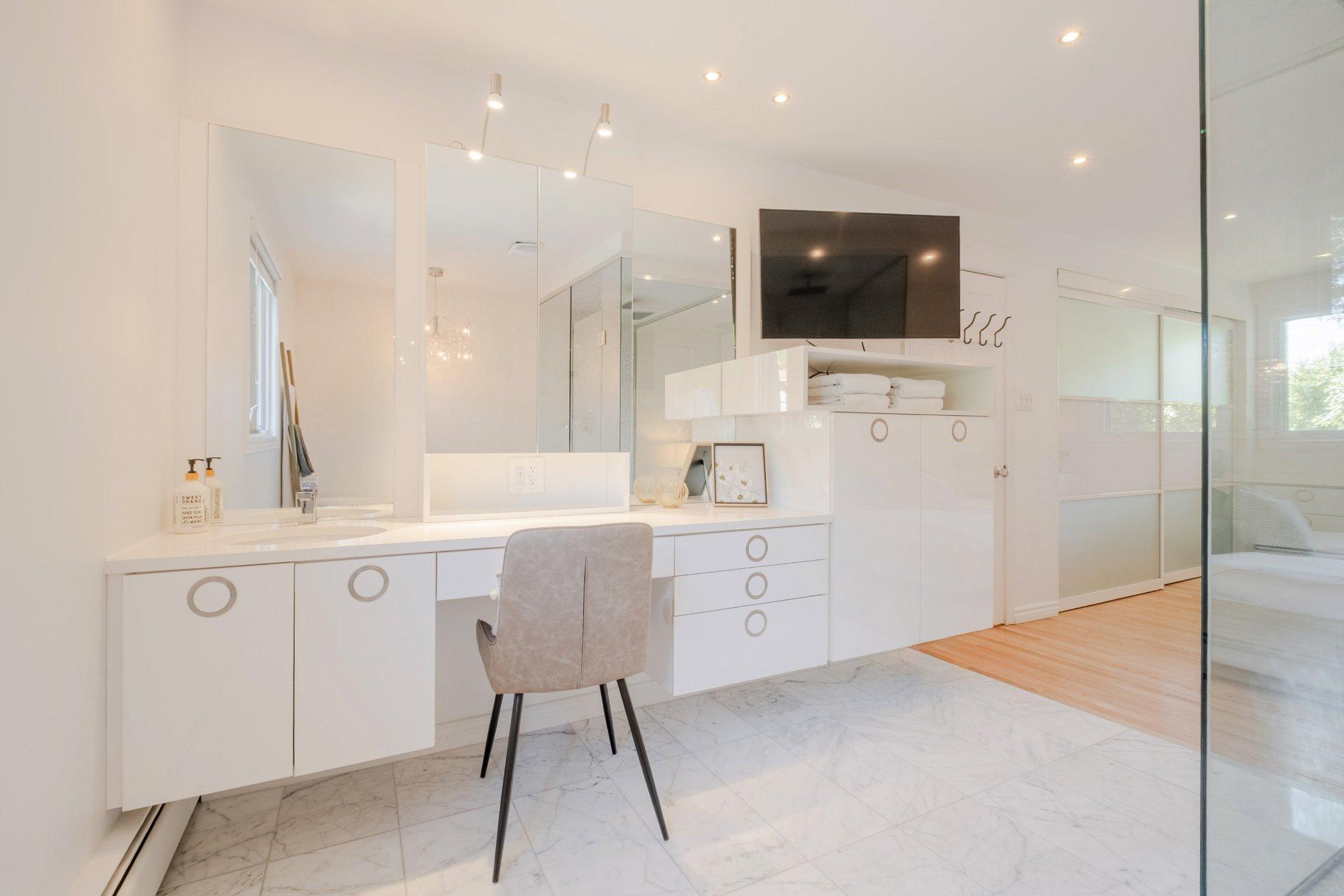 









480


Rue Montmagny

,
Sherbrooke (Les Nations),




QC
J1L0H3

