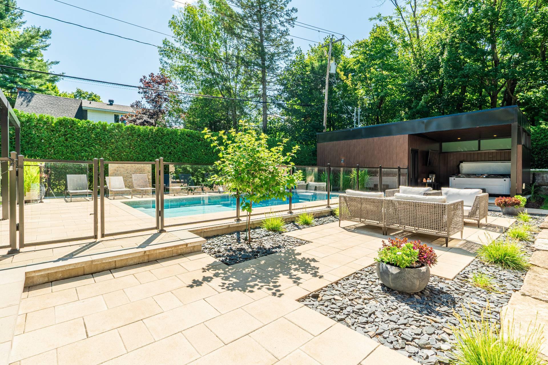 









480


Rue Montmagny

,
Sherbrooke (Les Nations),




QC
J1L0H3

