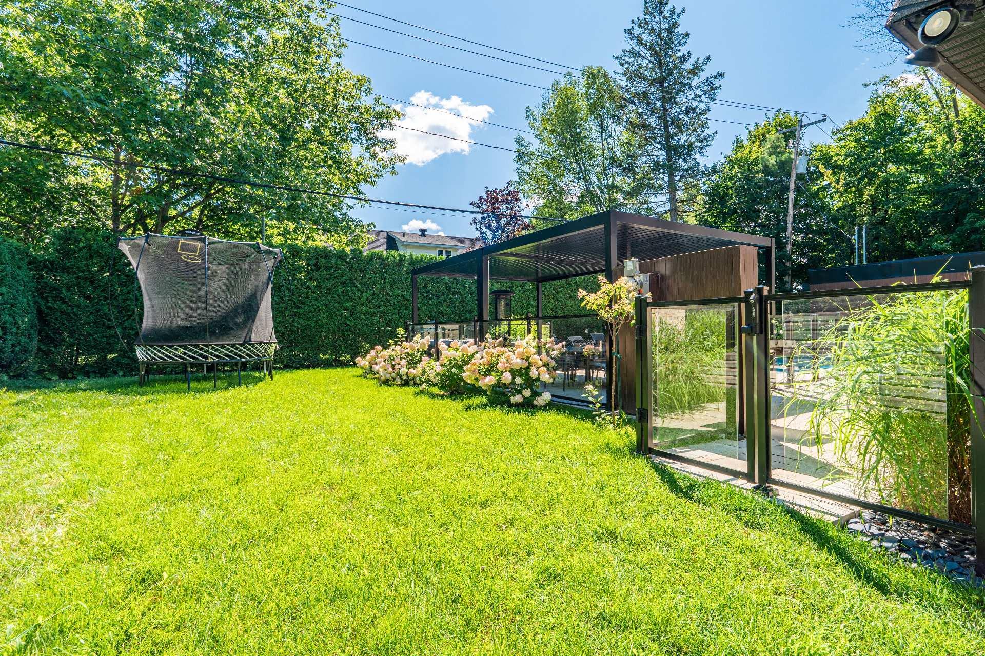 









480


Rue Montmagny

,
Sherbrooke (Les Nations),




QC
J1L0H3

