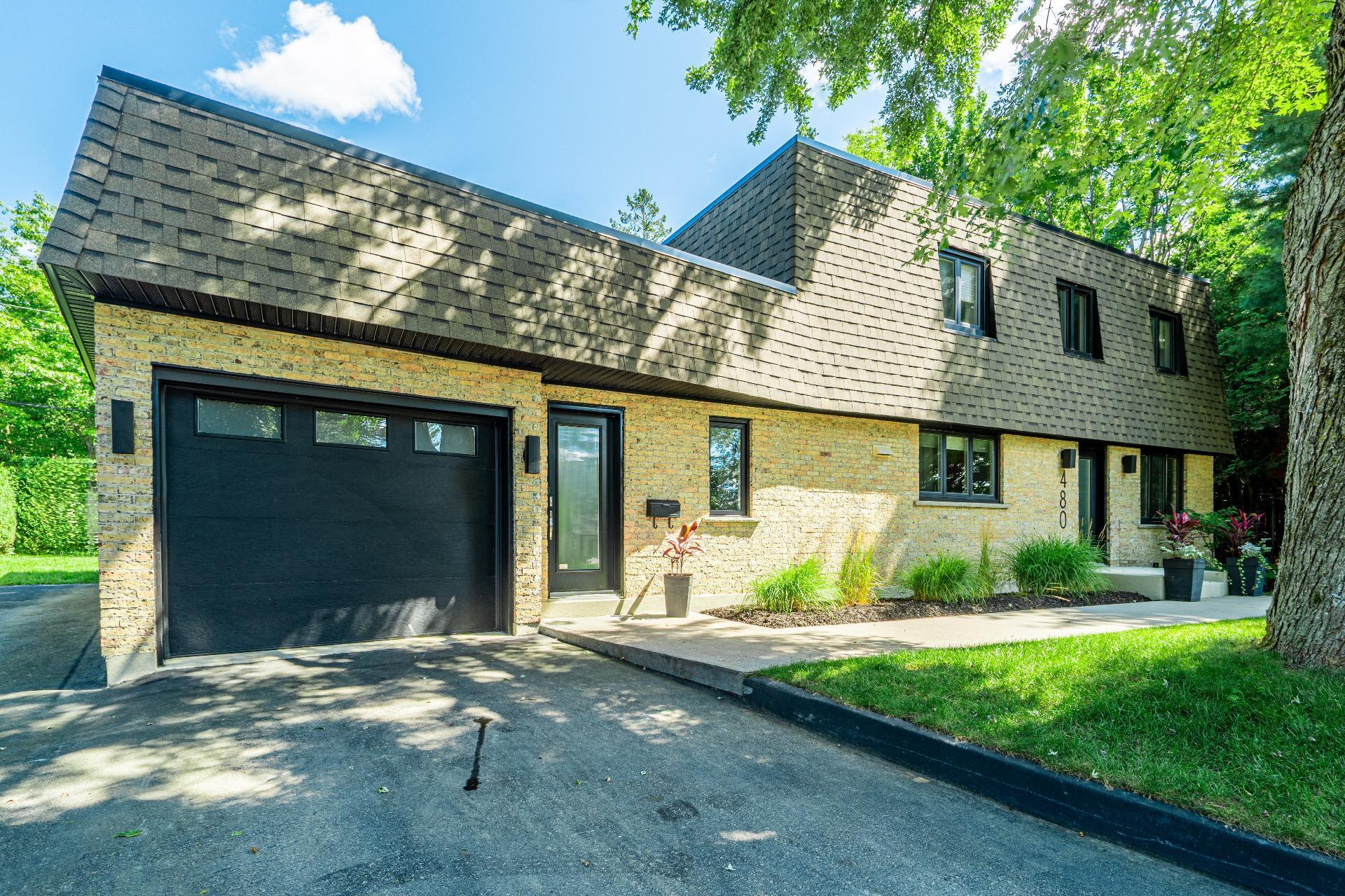 









480


Rue Montmagny

,
Sherbrooke (Les Nations),




QC
J1L0H3

