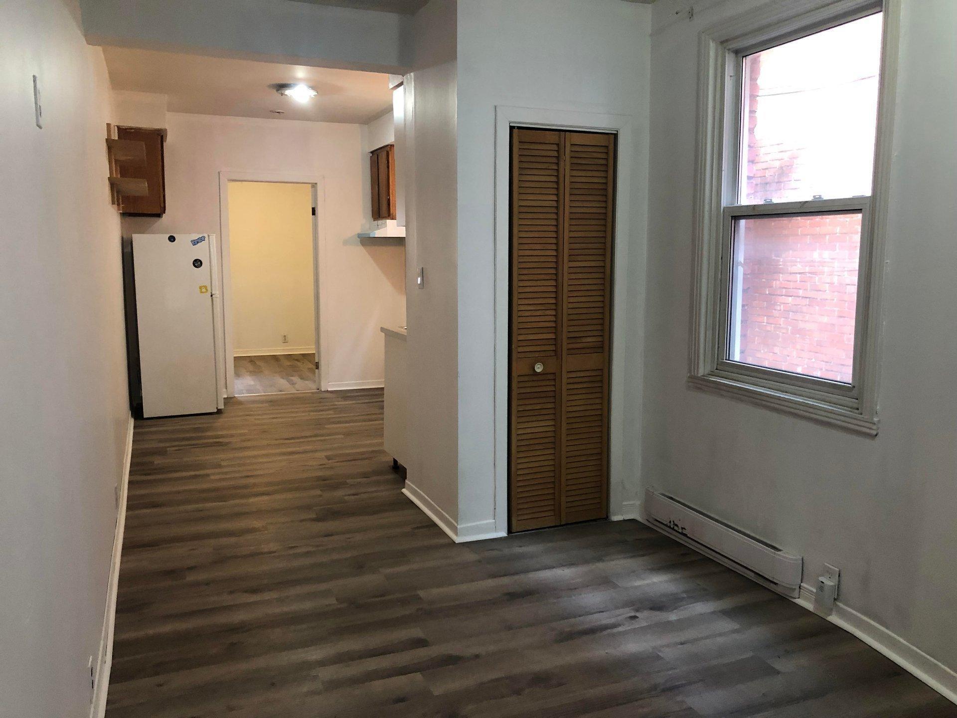 









1713


Rue St-Hubert

, 2,
Montréal (Ville-Marie),




QC
H2L3Z1

