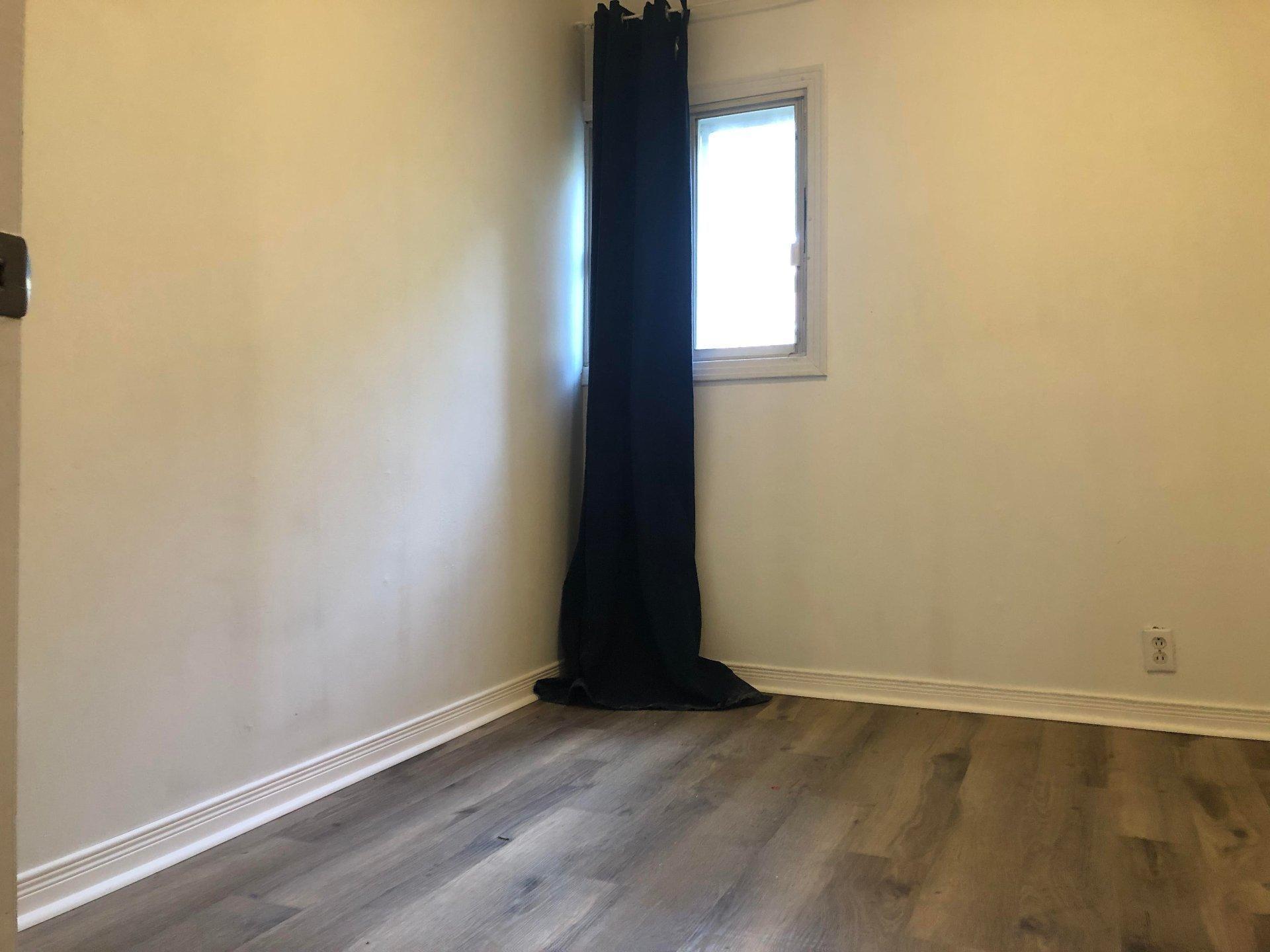 









1713


Rue St-Hubert

, 2,
Montréal (Ville-Marie),




QC
H2L3Z1

