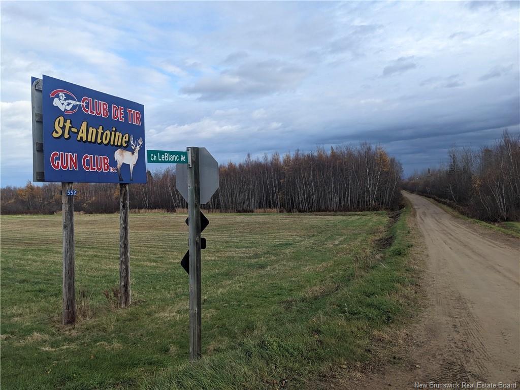 









Lot


Renauds Mills

RD,
Saint-Antoine,







NB
E4V 2X7

