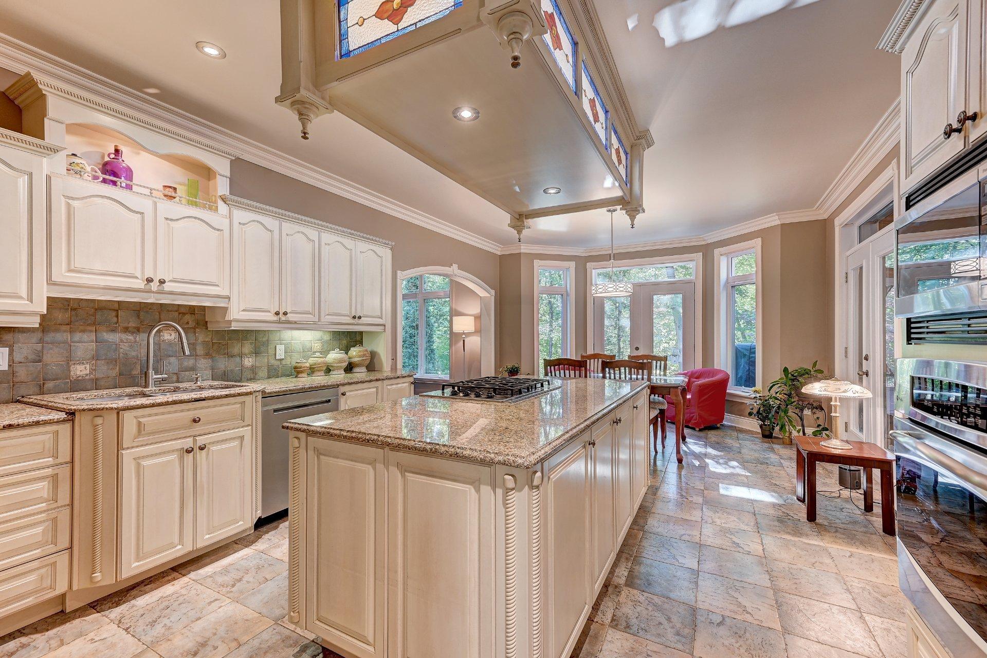 









122


Rue Jean-De Ronceray

,
Carignan,




QC
J3L6L8

