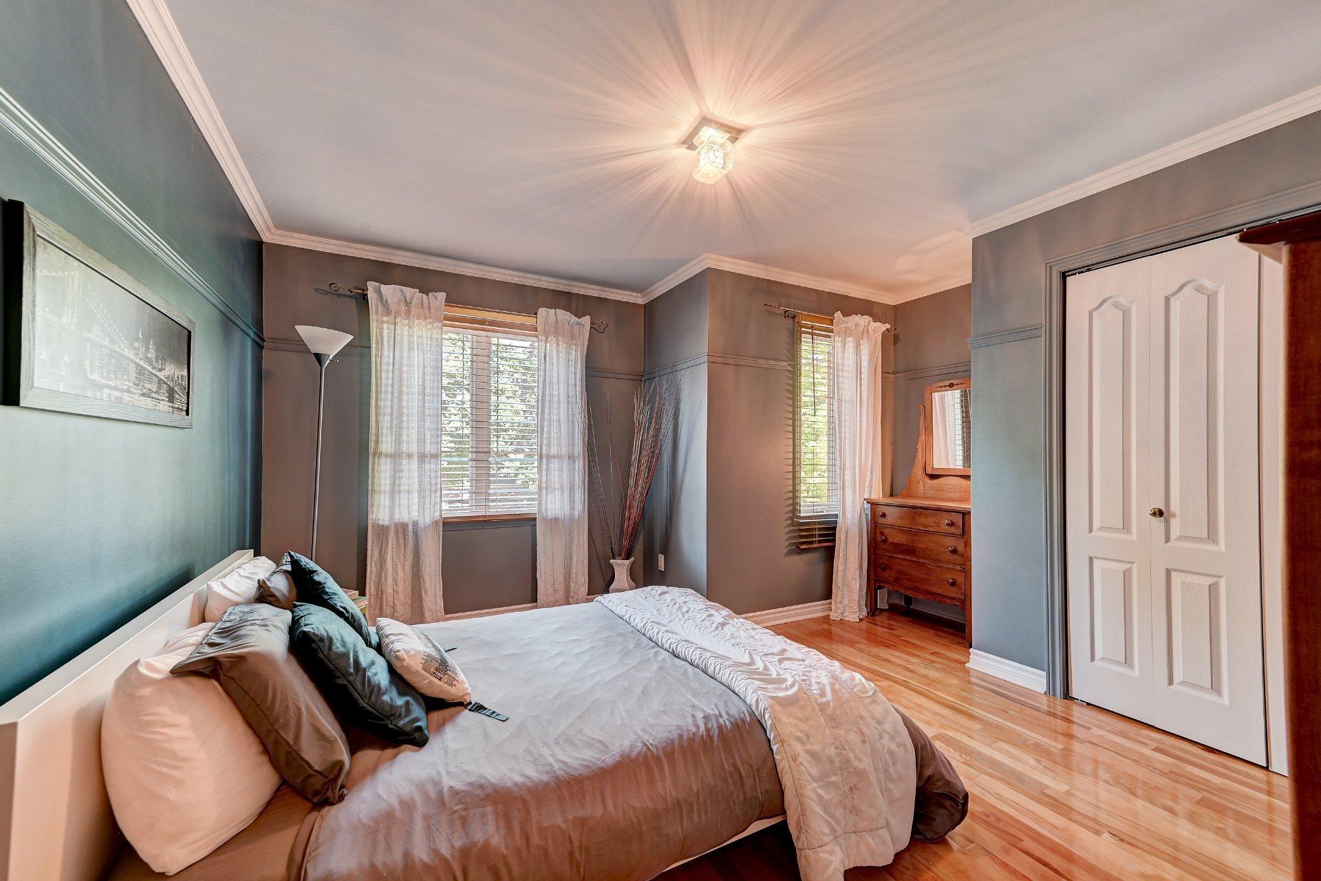 









122


Rue Jean-De Ronceray

,
Carignan,




QC
J3L6L8

