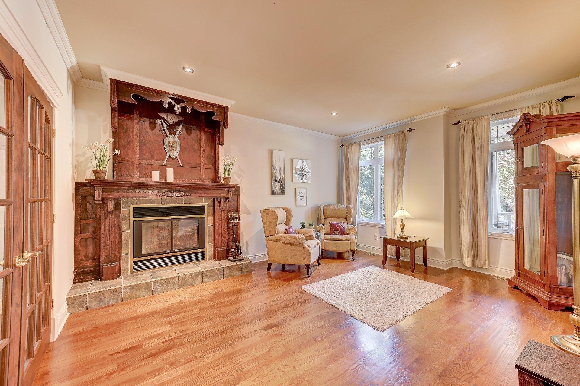 









122


Rue Jean-De Ronceray

,
Carignan,




QC
J3L6L8

