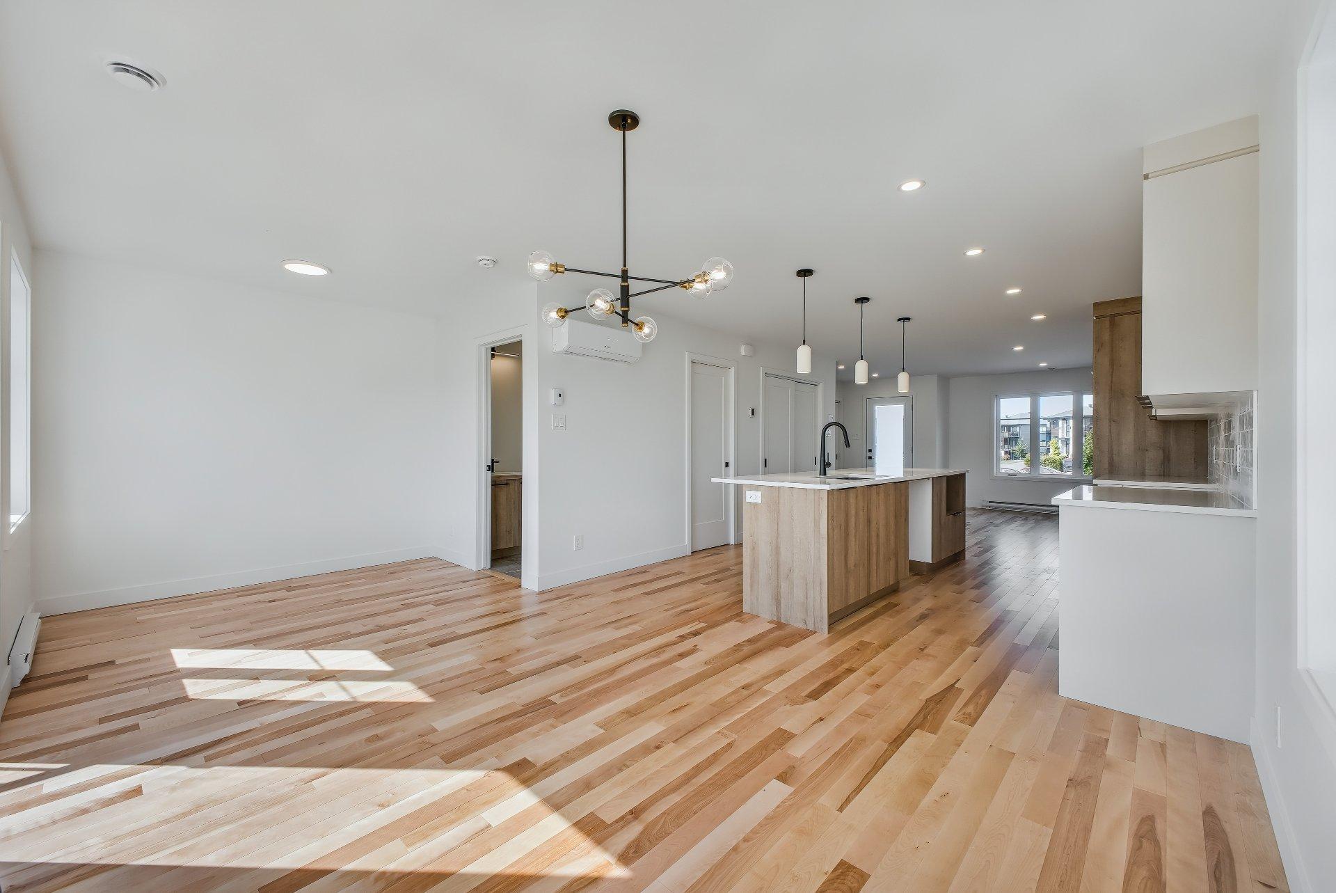 









73


Rue Picken

,
Waterloo,




QC
J0E2N0

