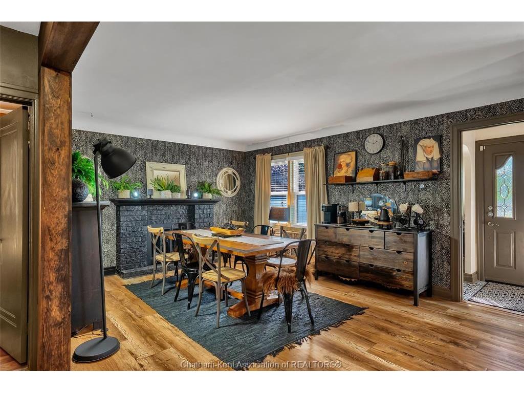 









9


Crystal

Drive,
Chatham,




ON
N7M 3C6


