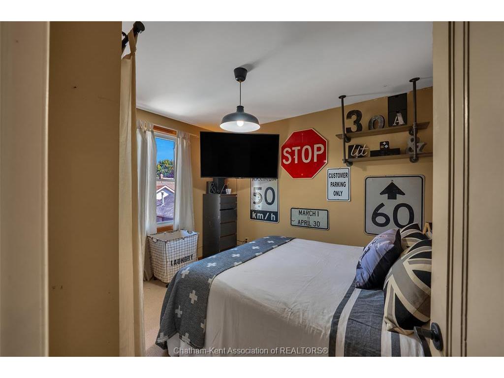 









9


Crystal

Drive,
Chatham,




ON
N7M 3C6

