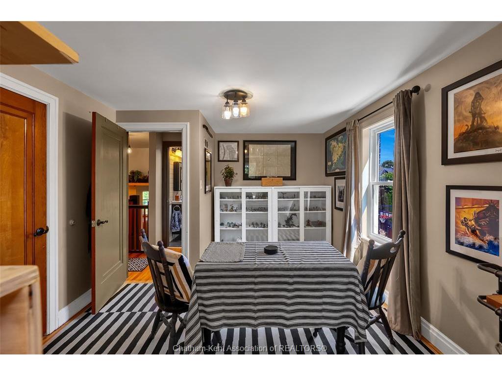 









9


Crystal

Drive,
Chatham,




ON
N7M 3C6


